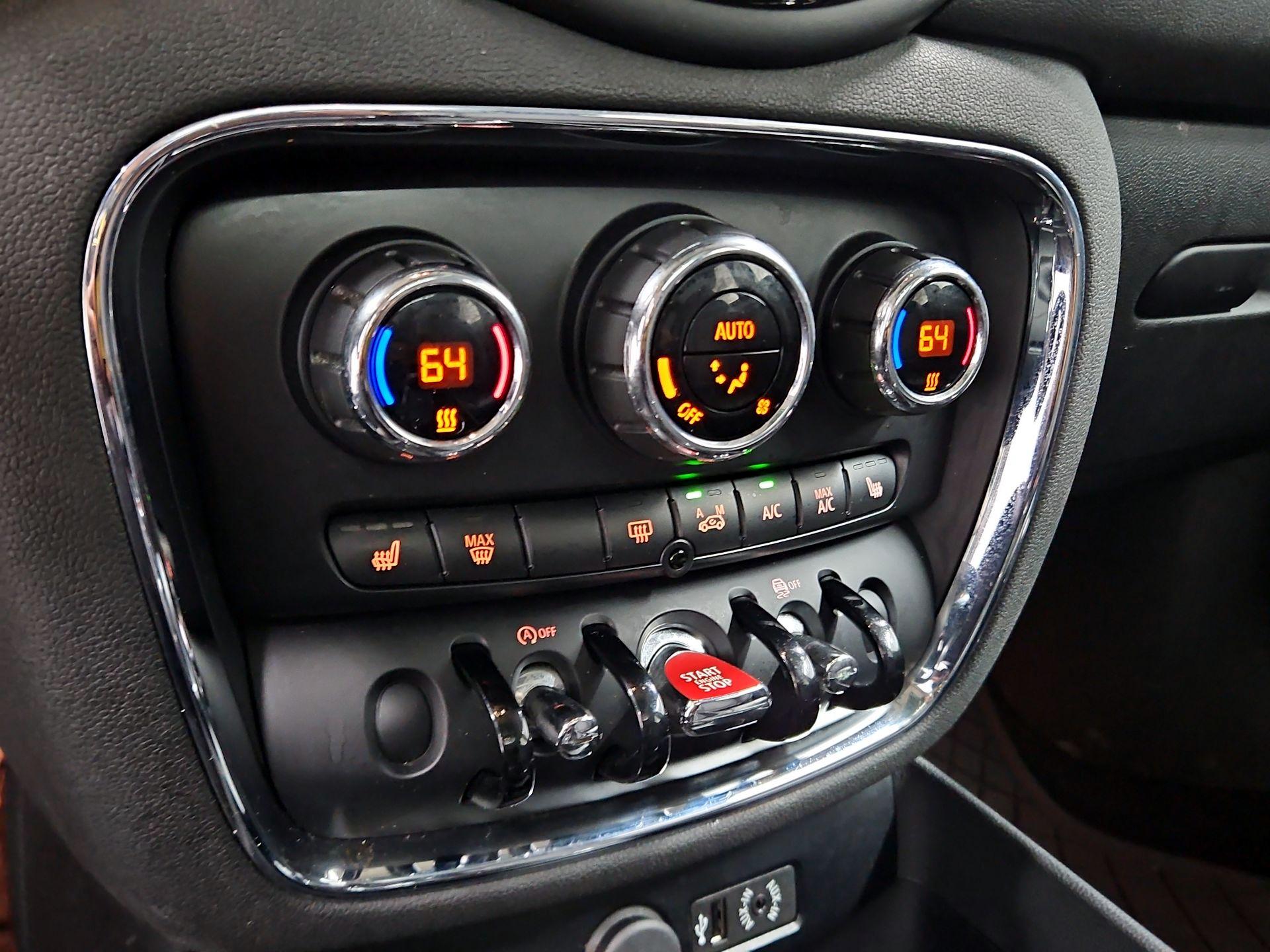 Thumbnail: 2017 MINI Cooper Clubman - 16