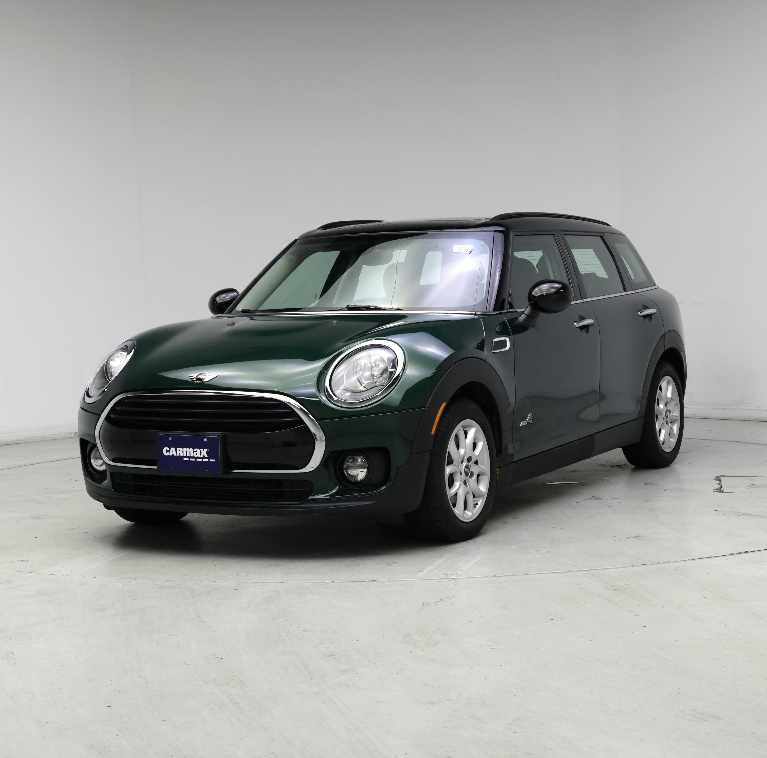 Thumbnail: 2017 MINI Cooper Clubman - 4