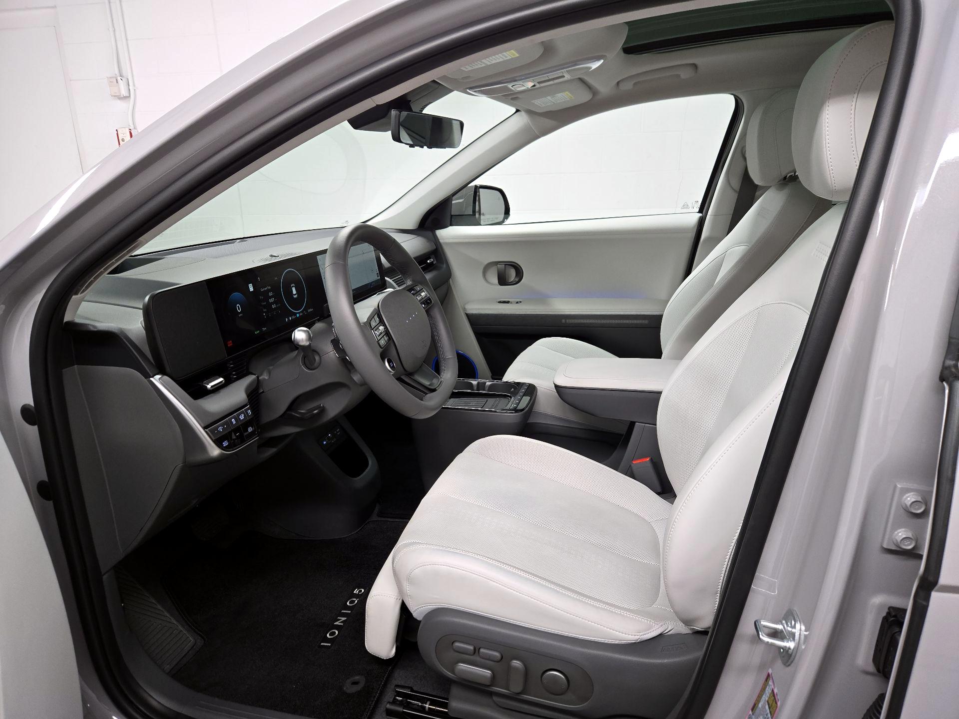 Thumbnail: 2025 Hyundai Ioniq 5 - 11