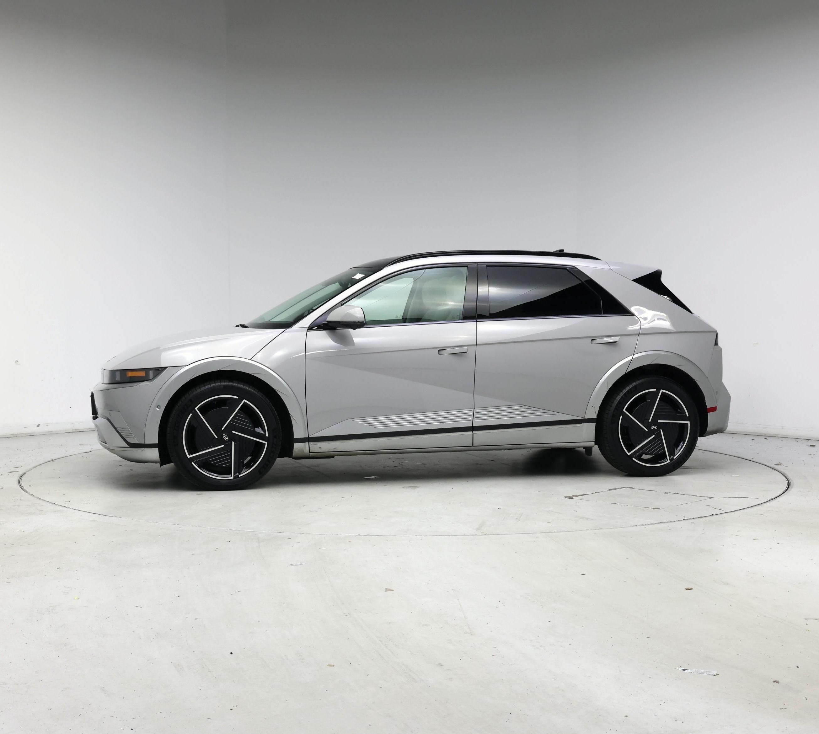 Thumbnail: 2025 Hyundai Ioniq 5 - 3