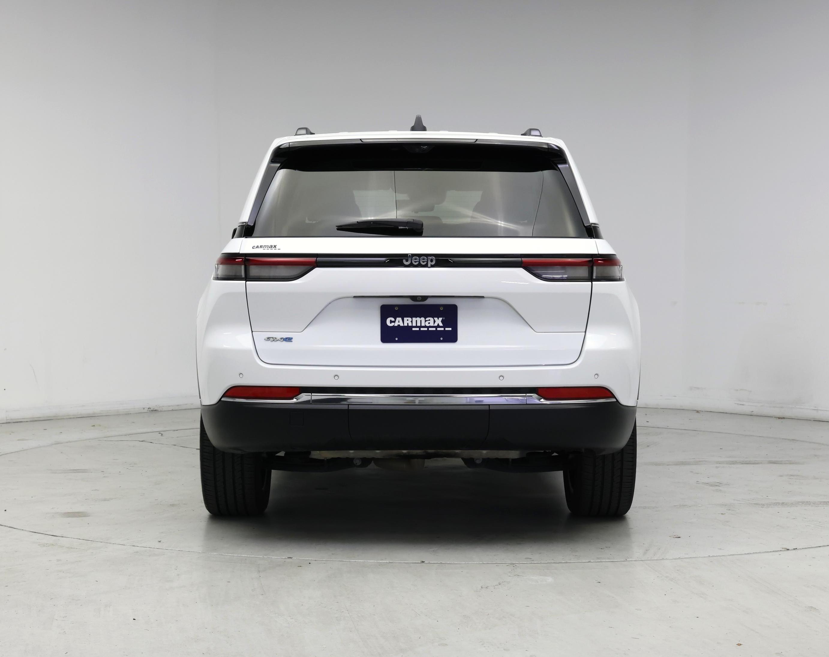 Thumbnail: 2023 Jeep Grand Cherokee - 6