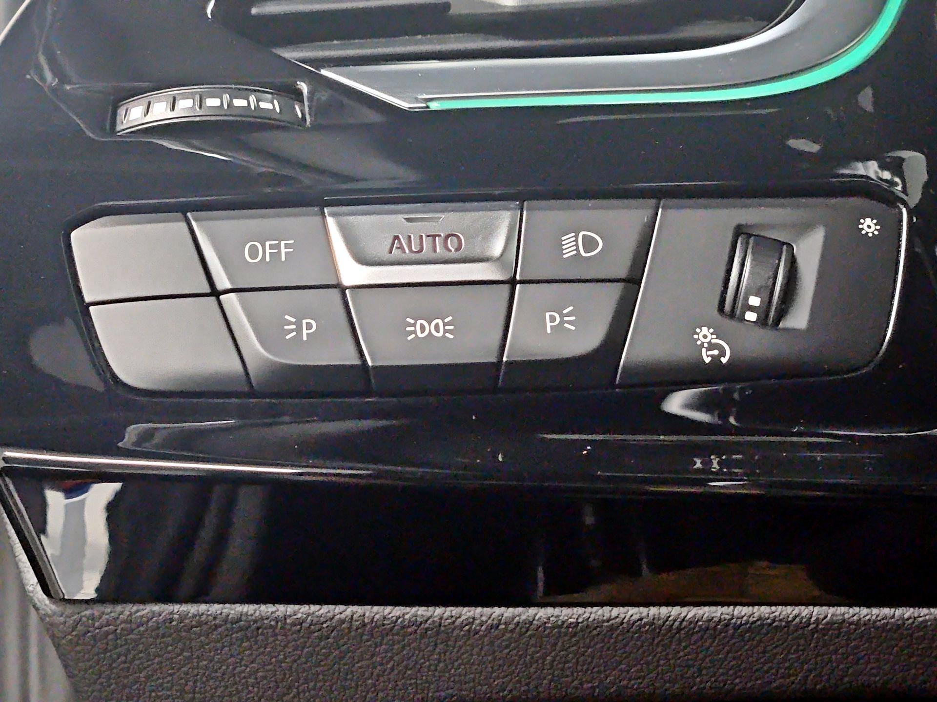 Thumbnail: 2021 BMW Z4 - 13