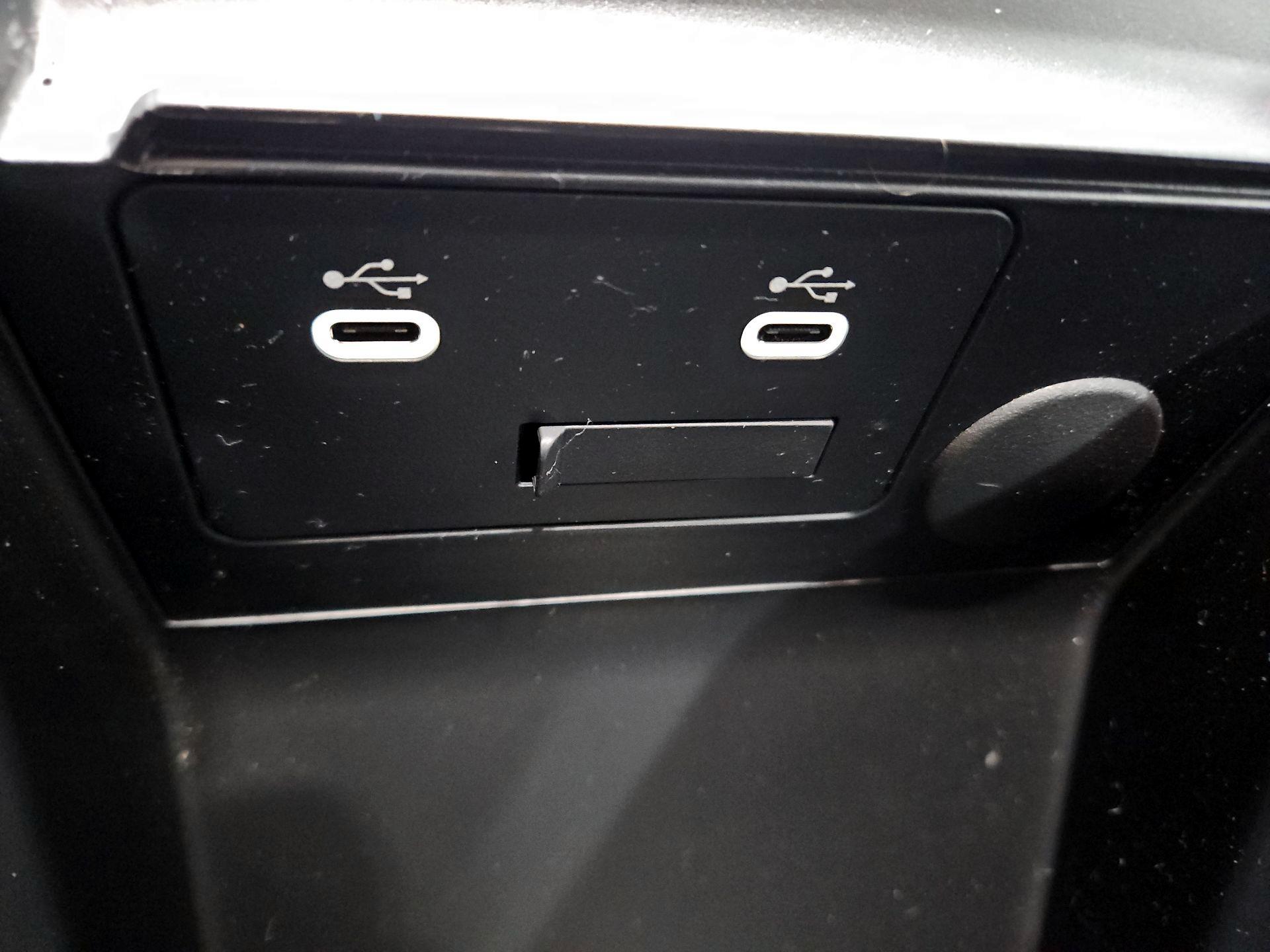 Thumbnail: 2024 Mazda Mazda3 - 18