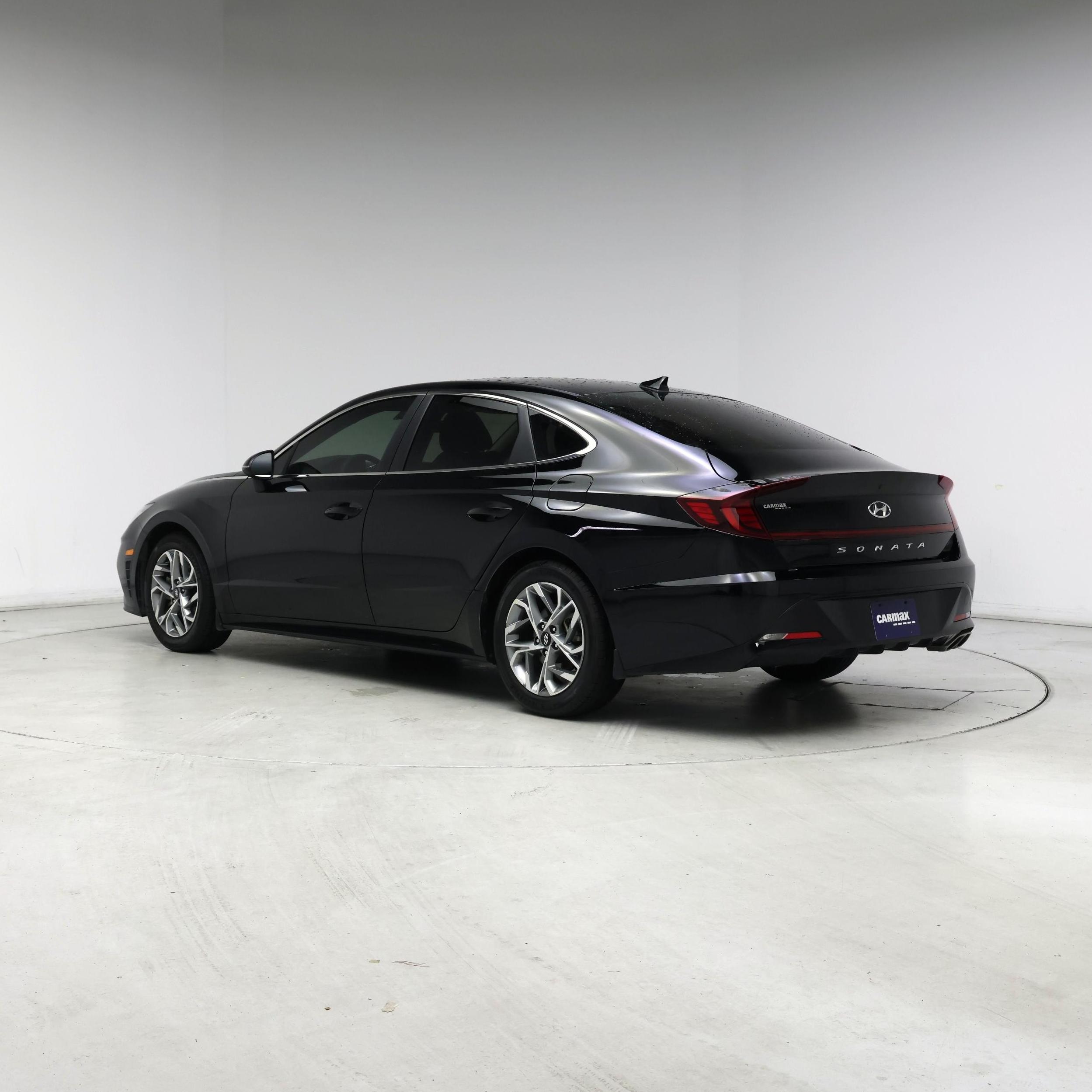 Thumbnail: 2023 Hyundai Sonata - 2