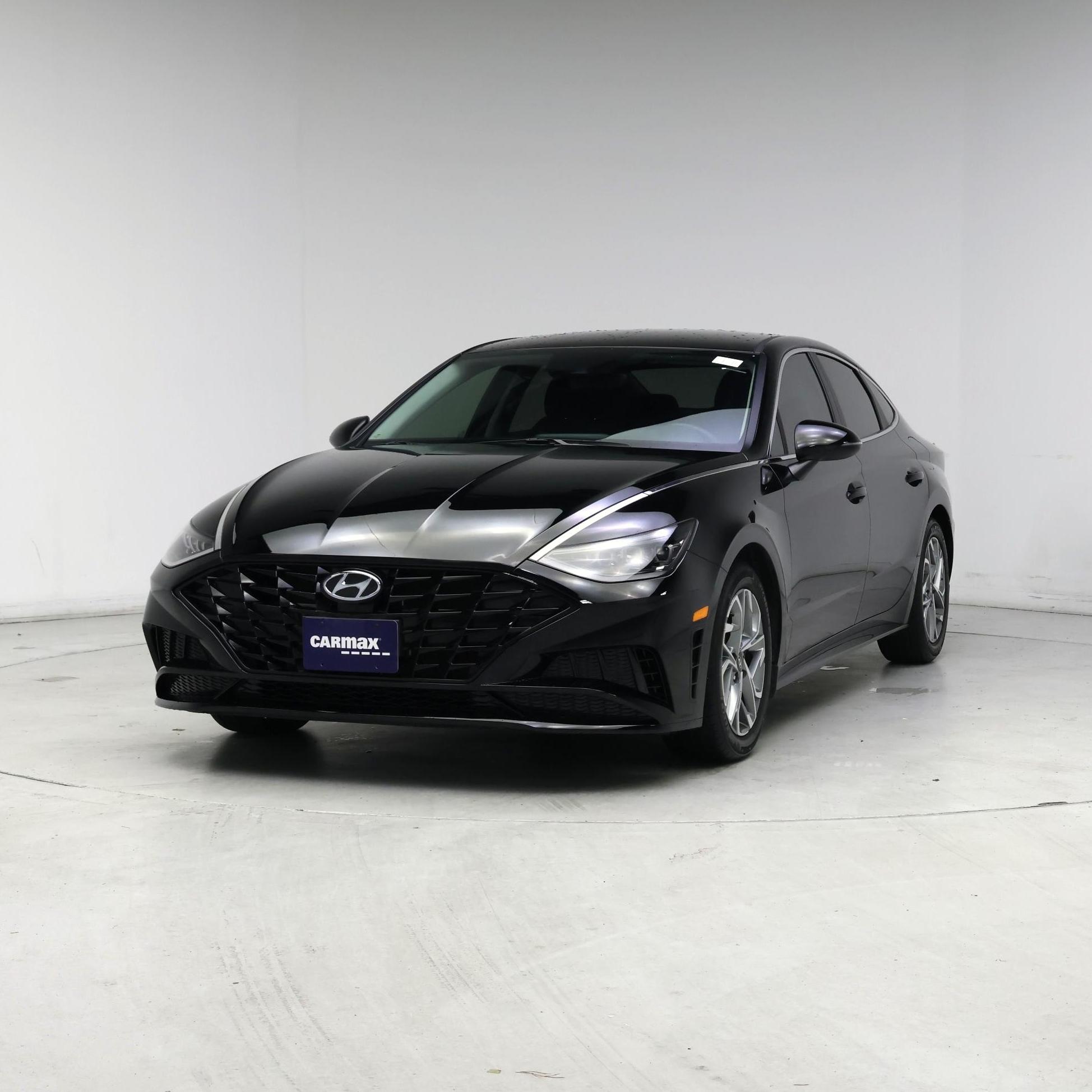 Thumbnail: 2023 Hyundai Sonata - 4
