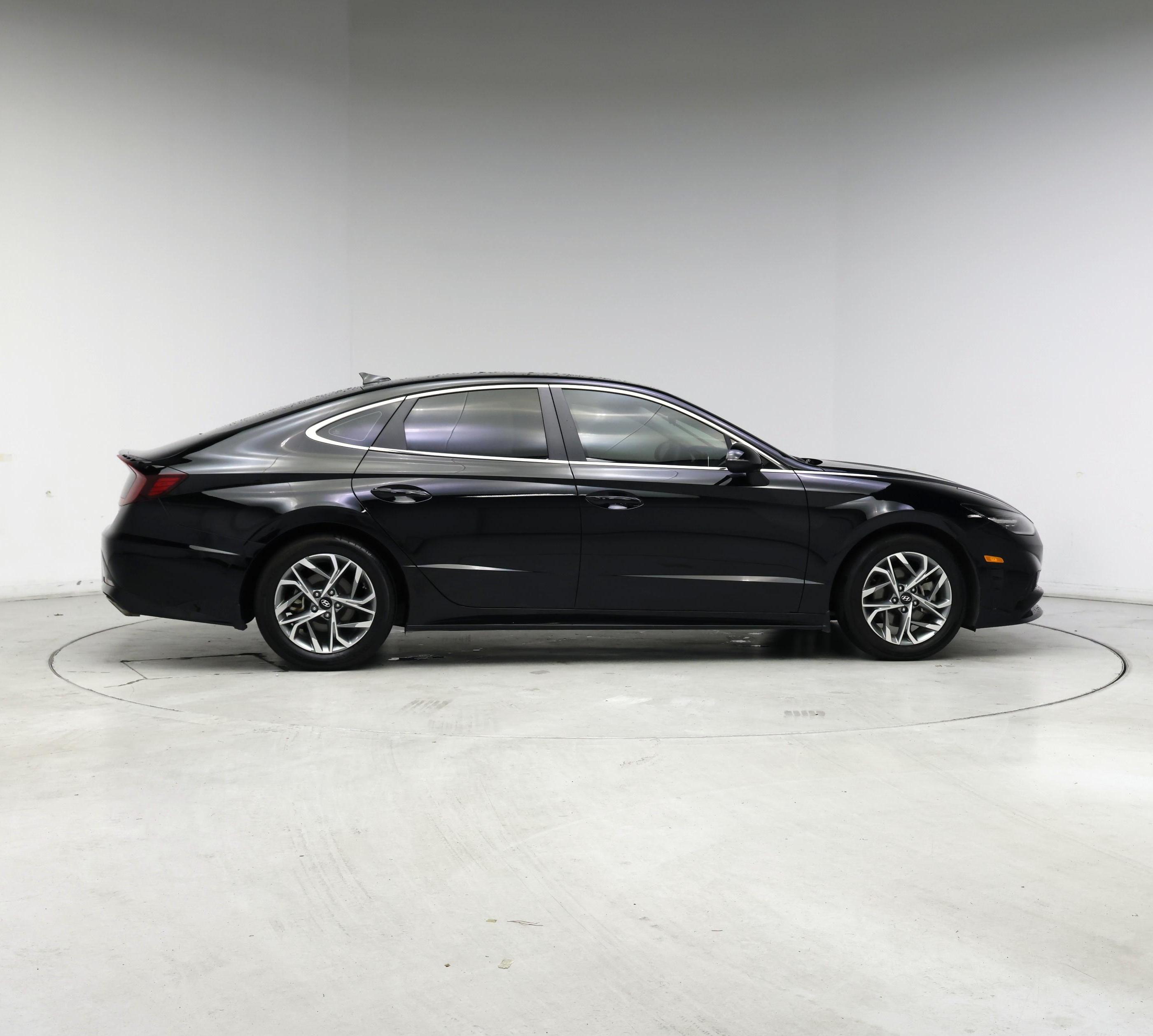 Thumbnail: 2023 Hyundai Sonata - 7