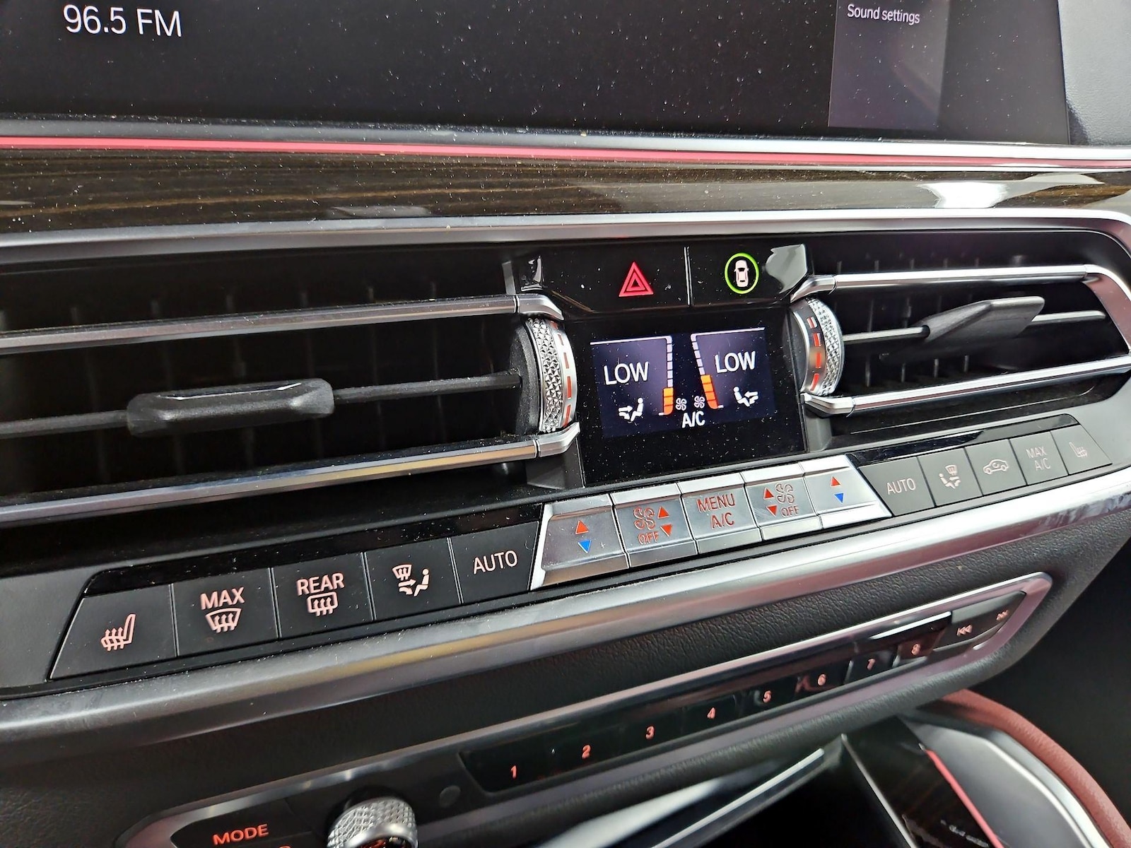 2020 BMW X6 40i - Photo 18