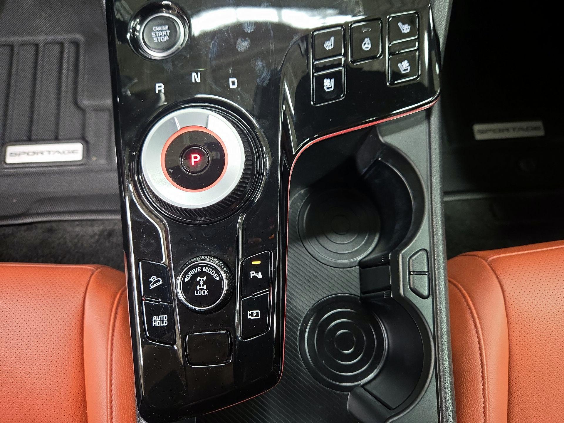 Thumbnail: 2023 Kia Sportage - 18