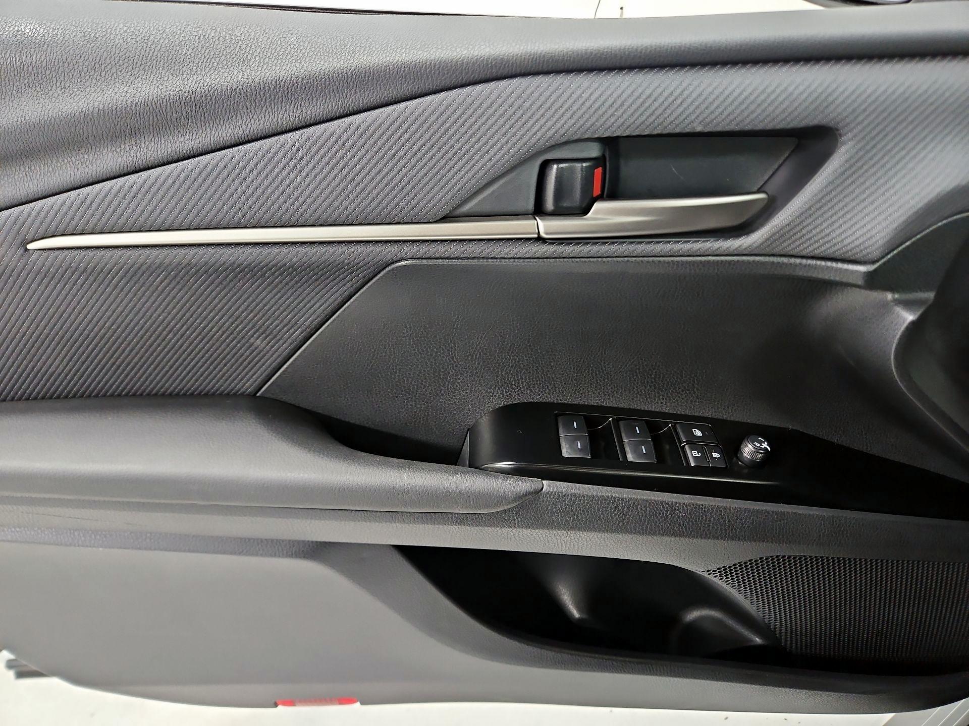 Thumbnail: 2026 Toyota Camry - 12