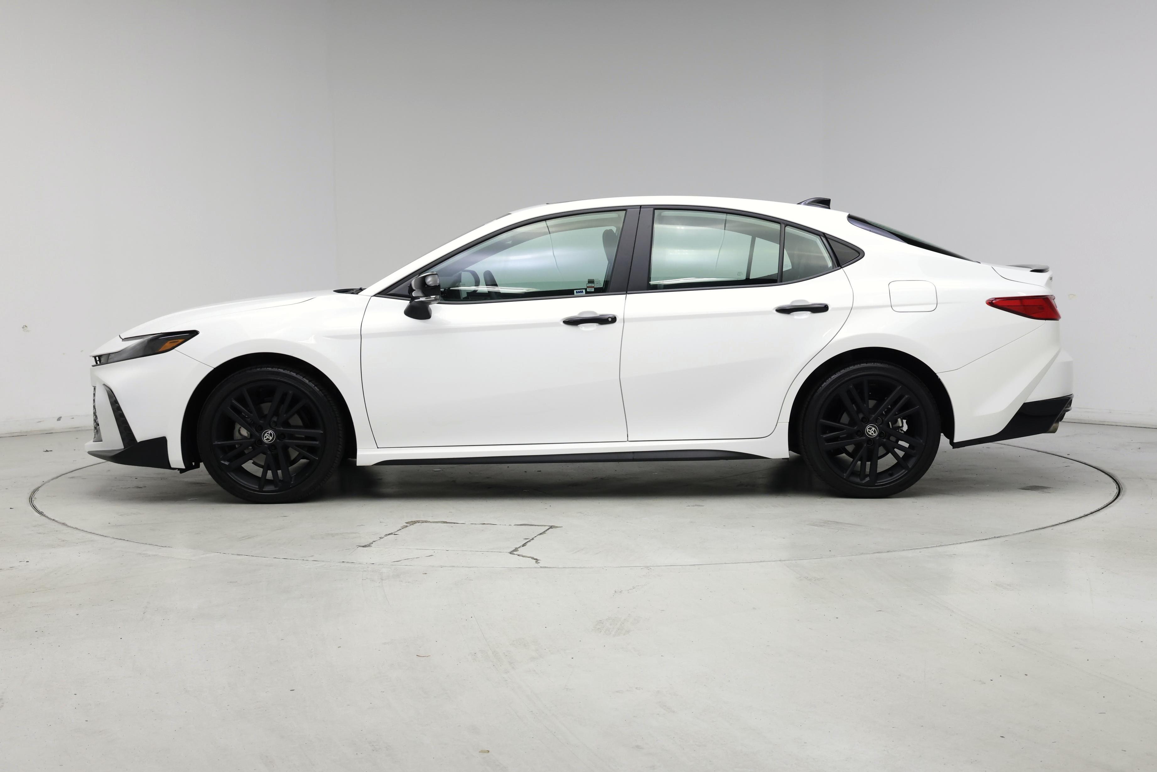 Thumbnail: 2026 Toyota Camry - 3