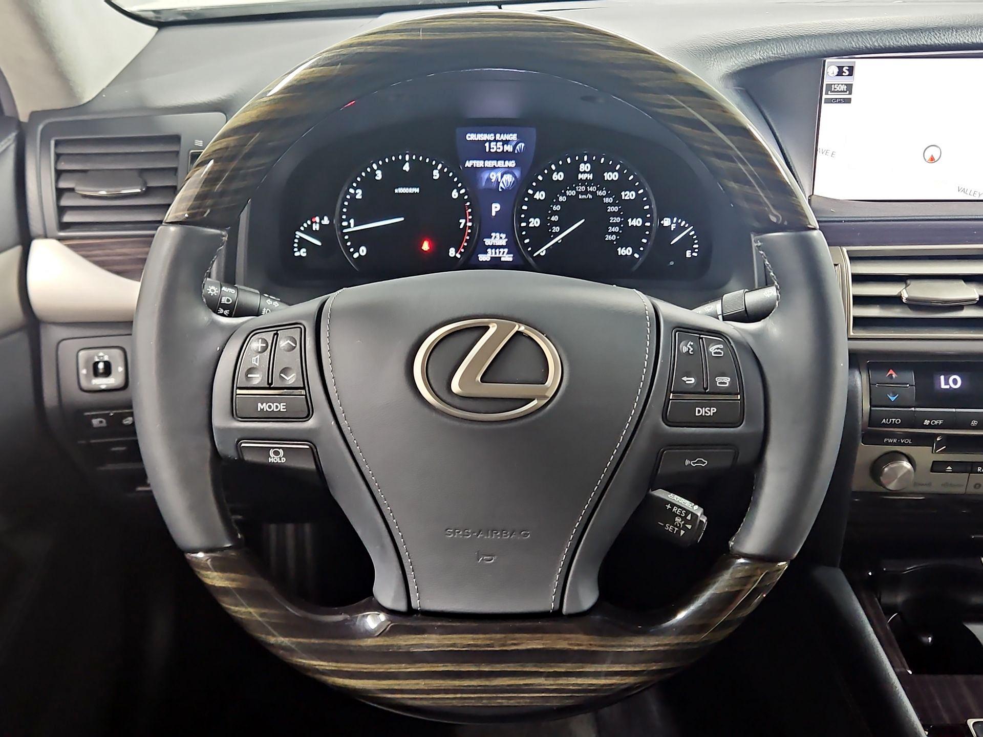 Thumbnail: 2017 Lexus LS - 10