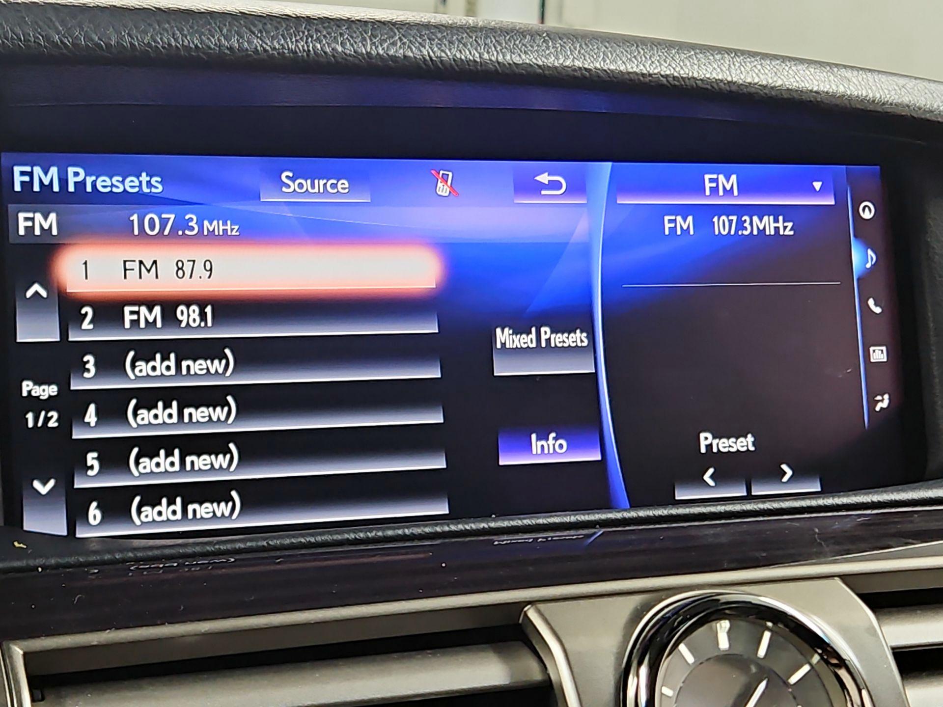 Thumbnail: 2017 Lexus LS - 16