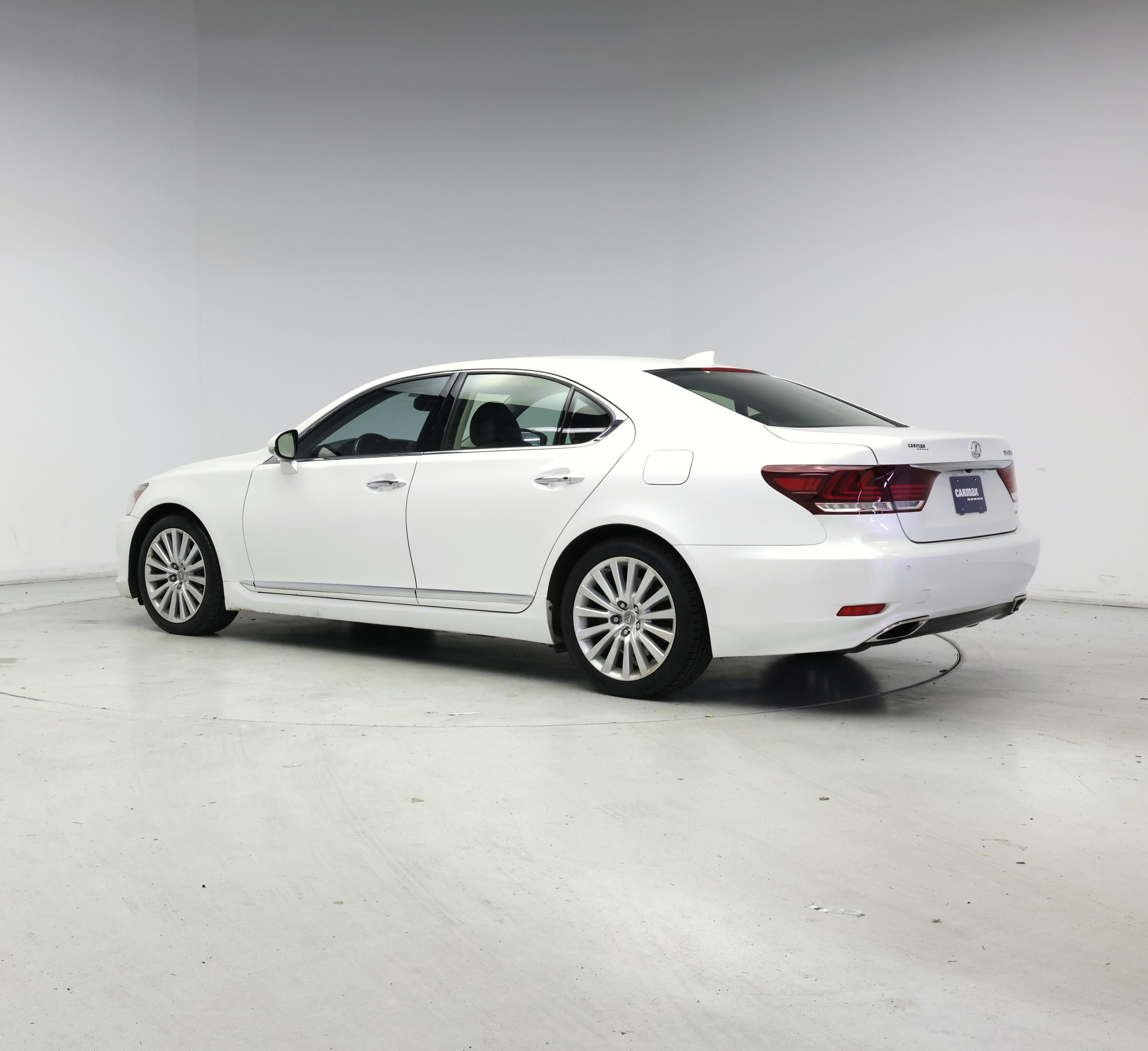 Thumbnail: 2017 Lexus LS - 2