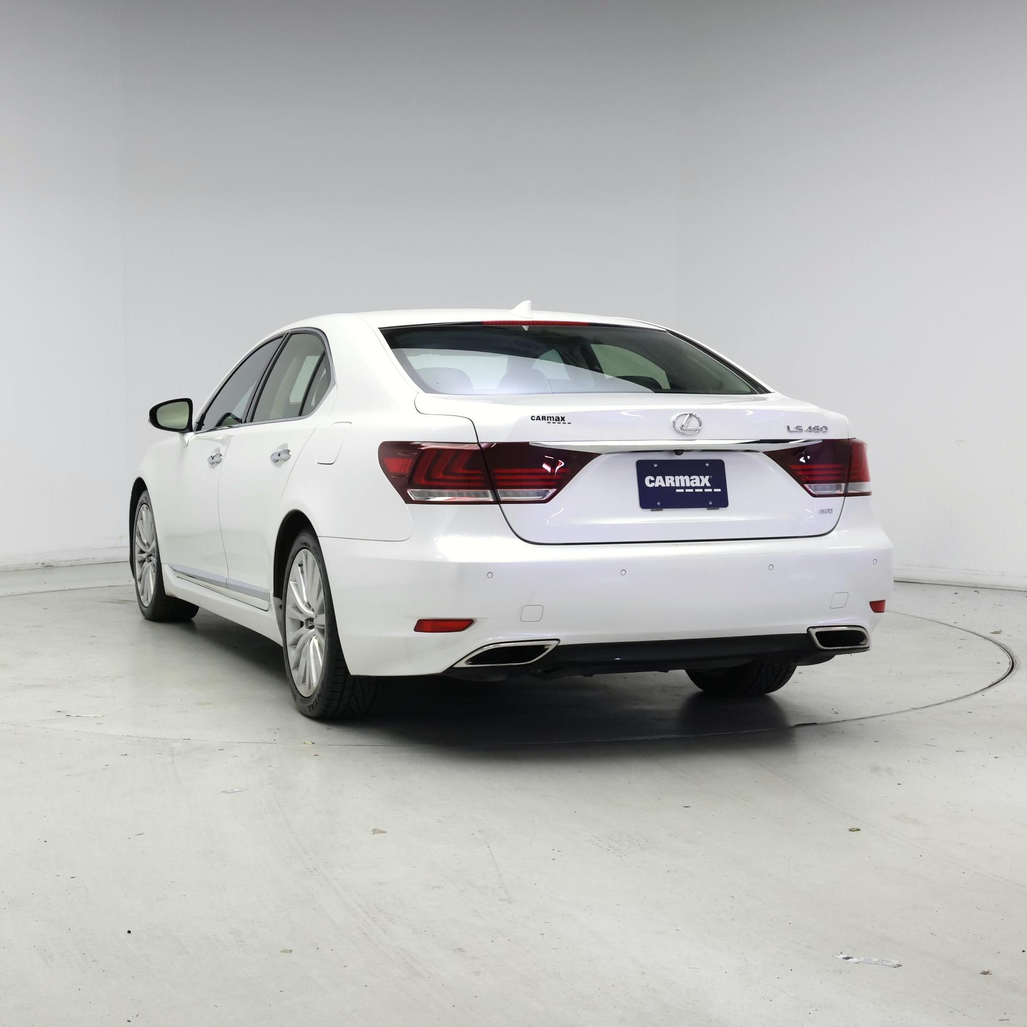 Thumbnail: 2017 Lexus LS - 6