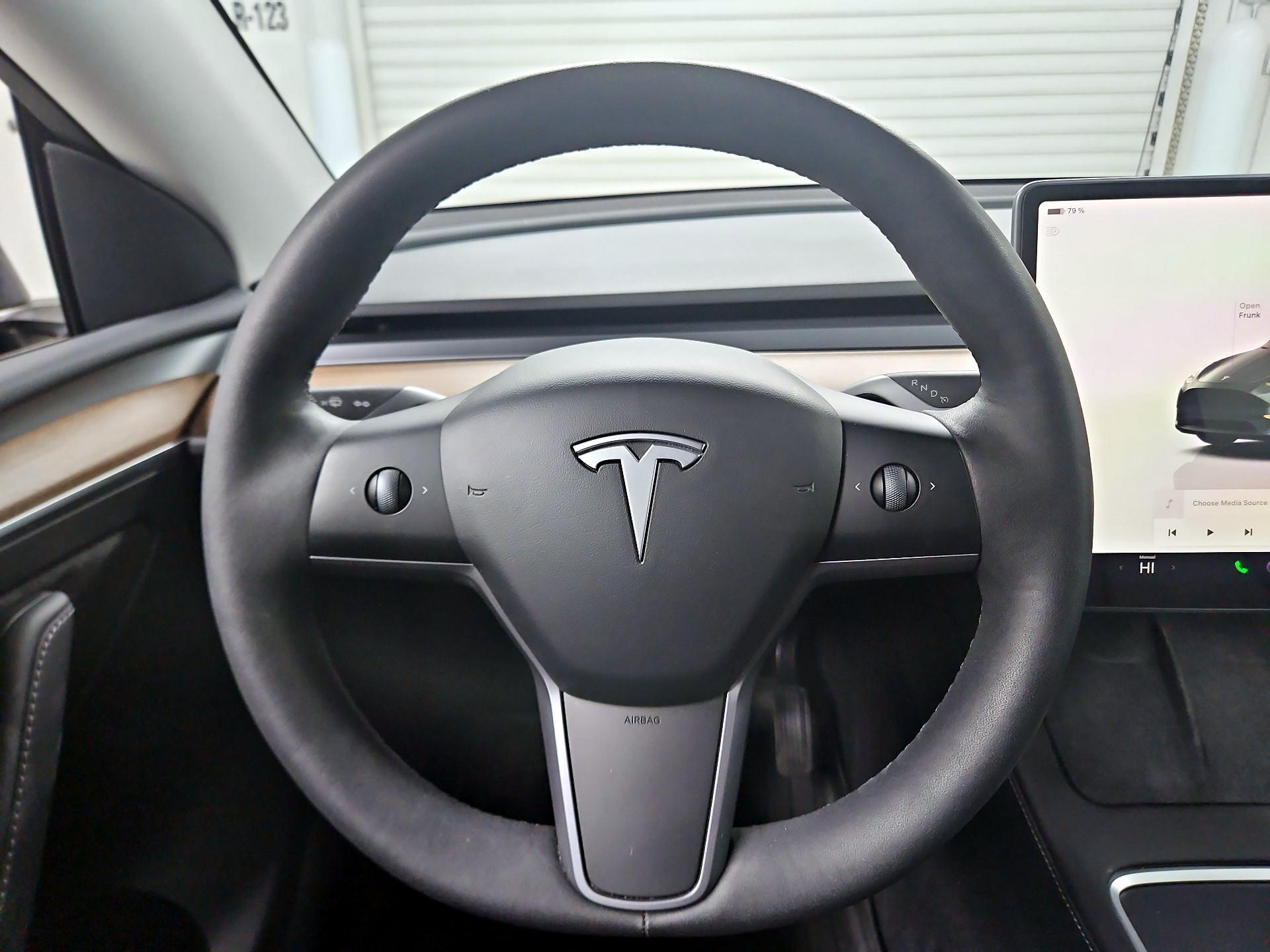 Thumbnail: 2023 Tesla Model Y - 10