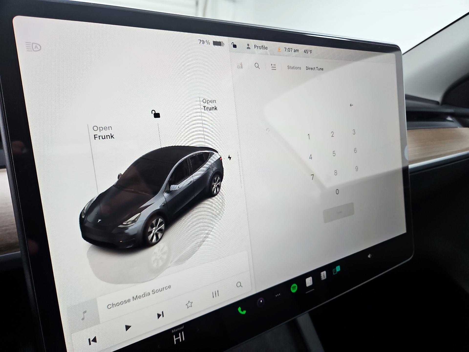 Thumbnail: 2023 Tesla Model Y - 15