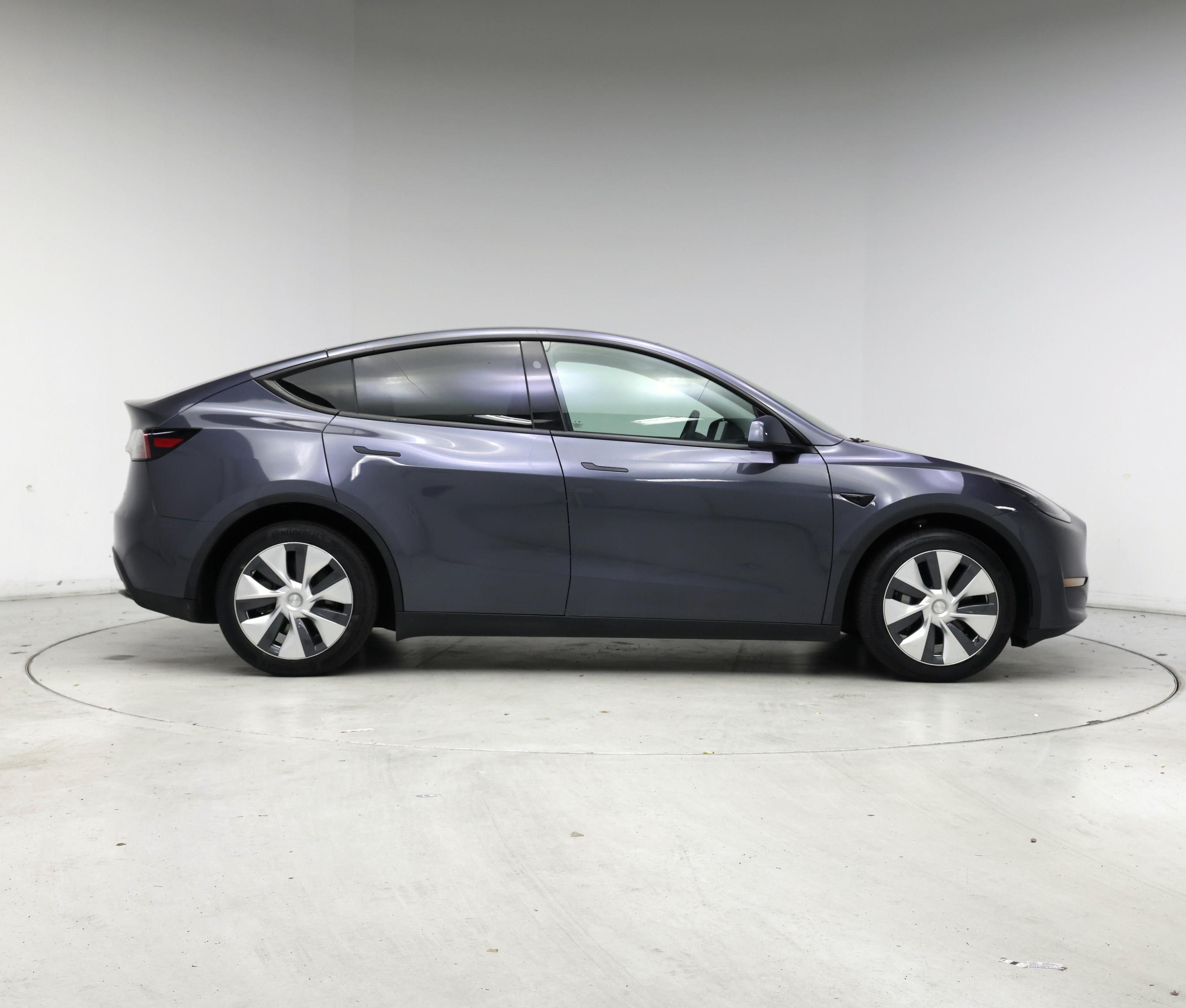 Thumbnail: 2023 Tesla Model Y - 7