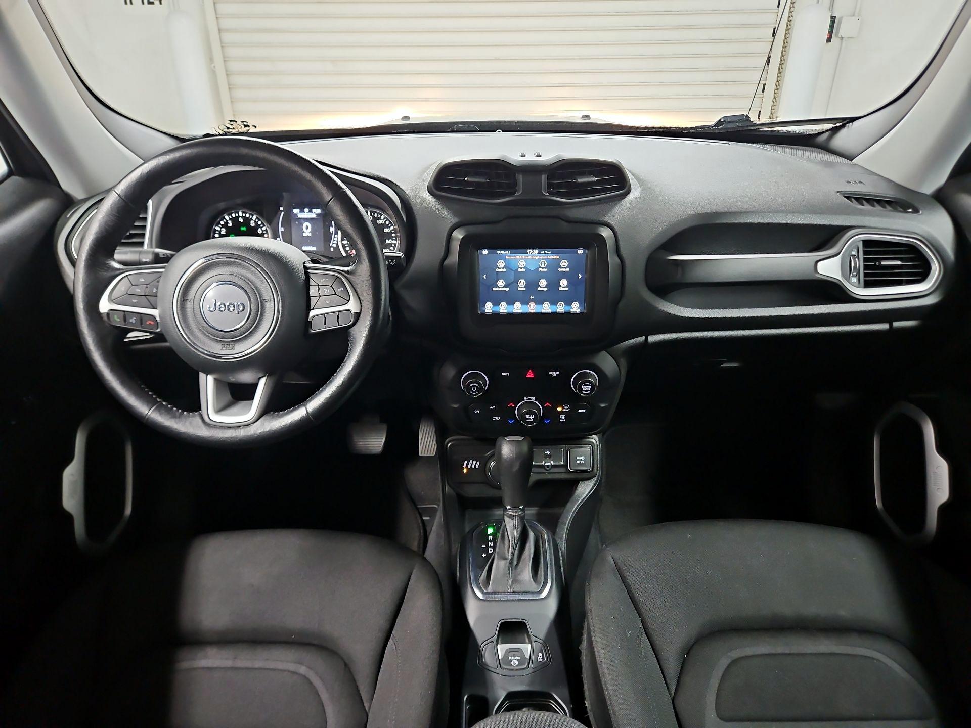 Thumbnail: 2020 Jeep Renegade - 9