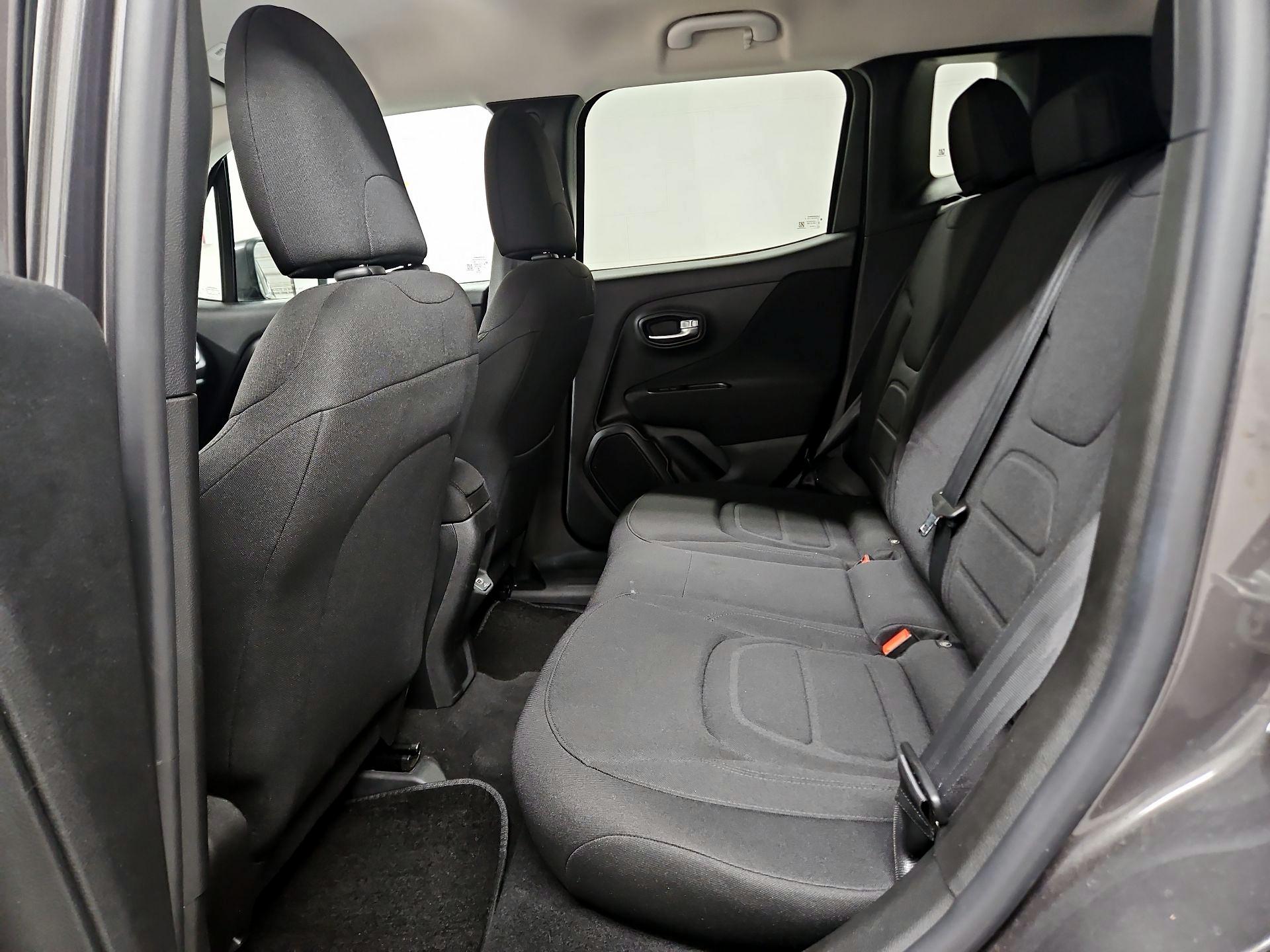 Thumbnail: 2020 Jeep Renegade - 19