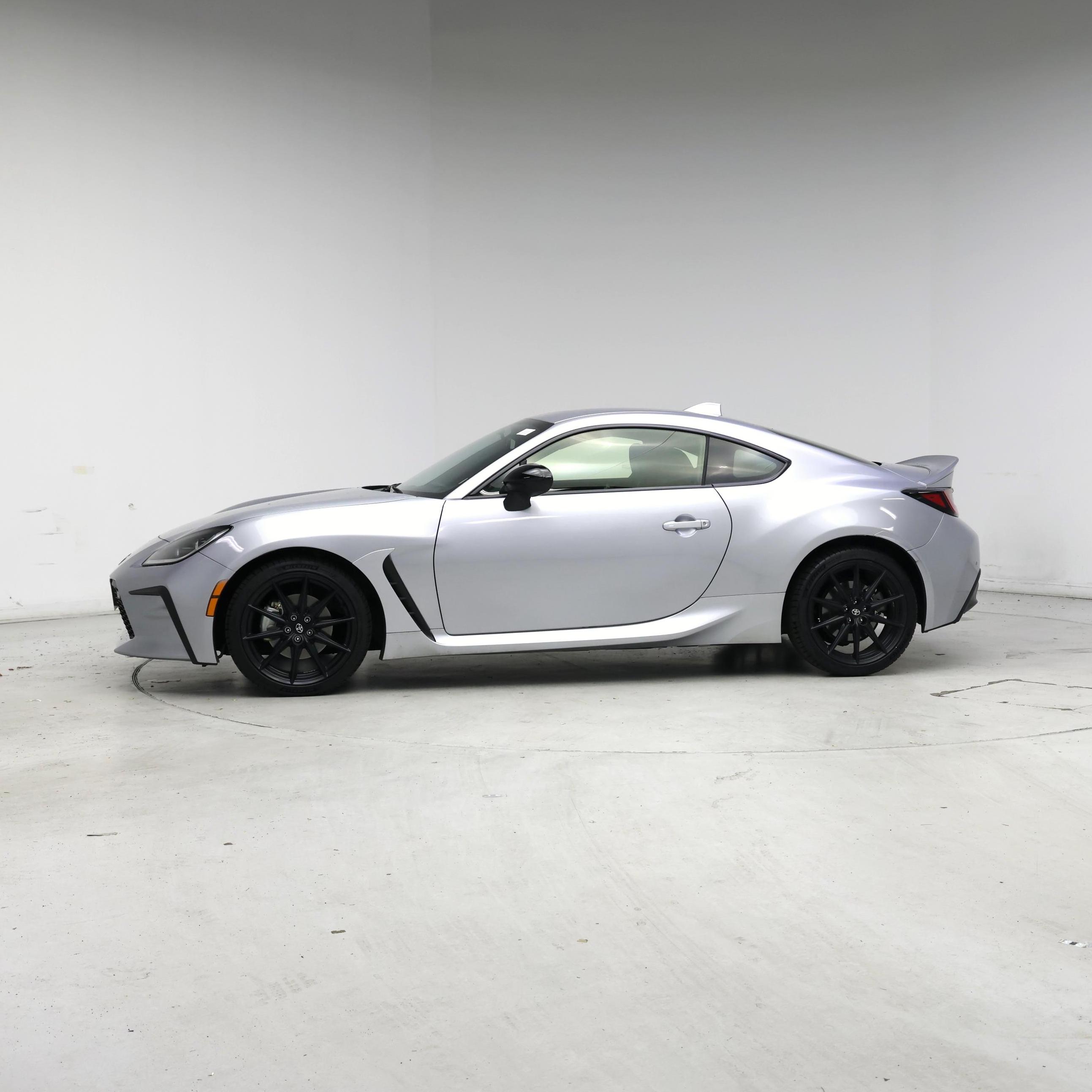 Thumbnail: 2023 Toyota GR86 - 3