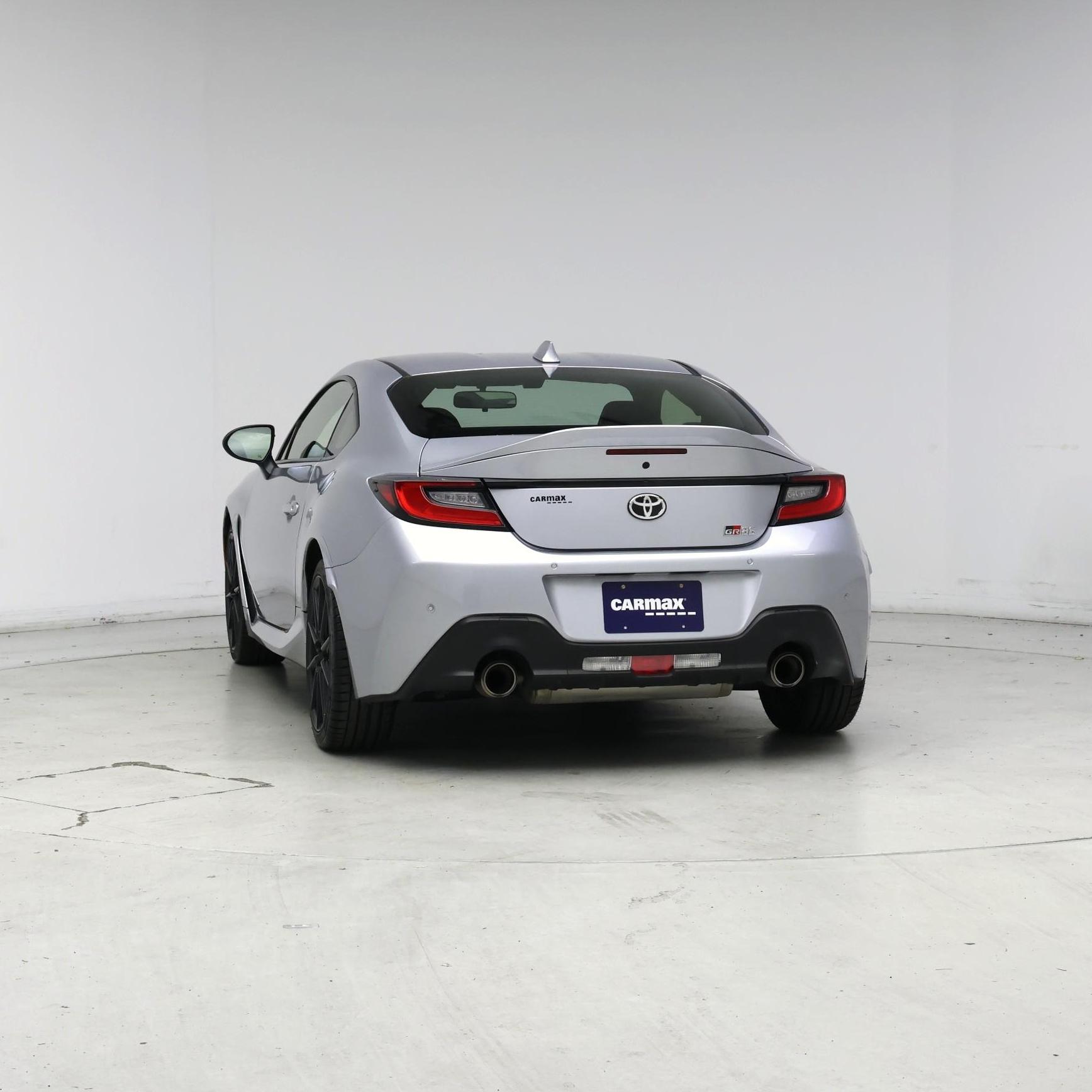 Thumbnail: 2023 Toyota GR86 - 6