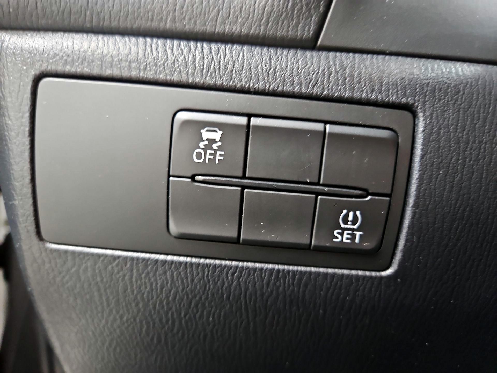 Thumbnail: 2017 Mazda Mazda3 - 13