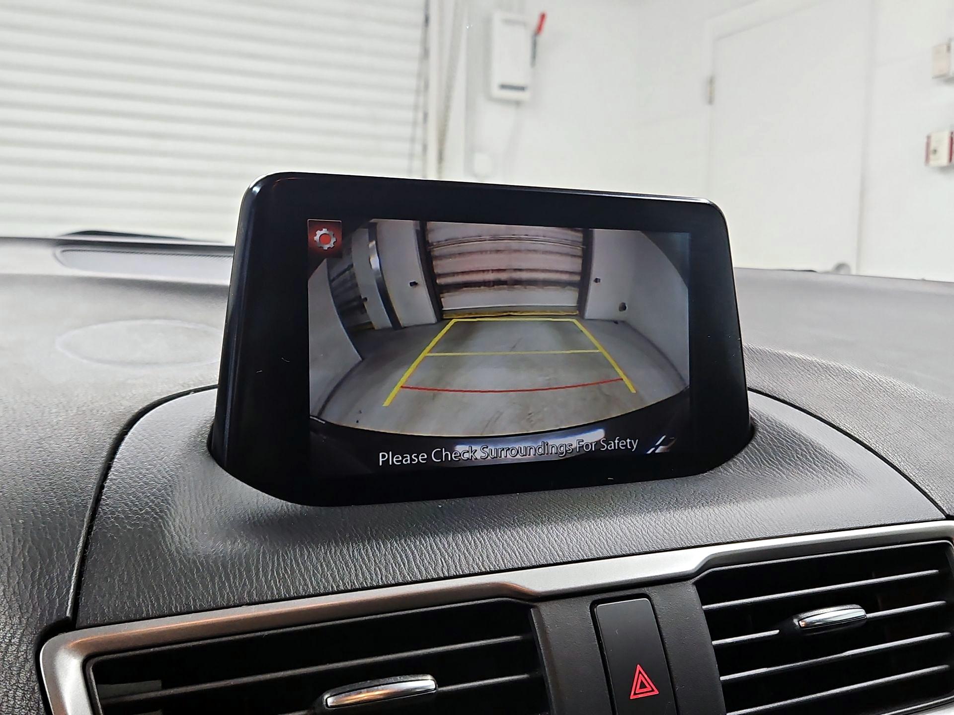 Thumbnail: 2017 Mazda Mazda3 - 14