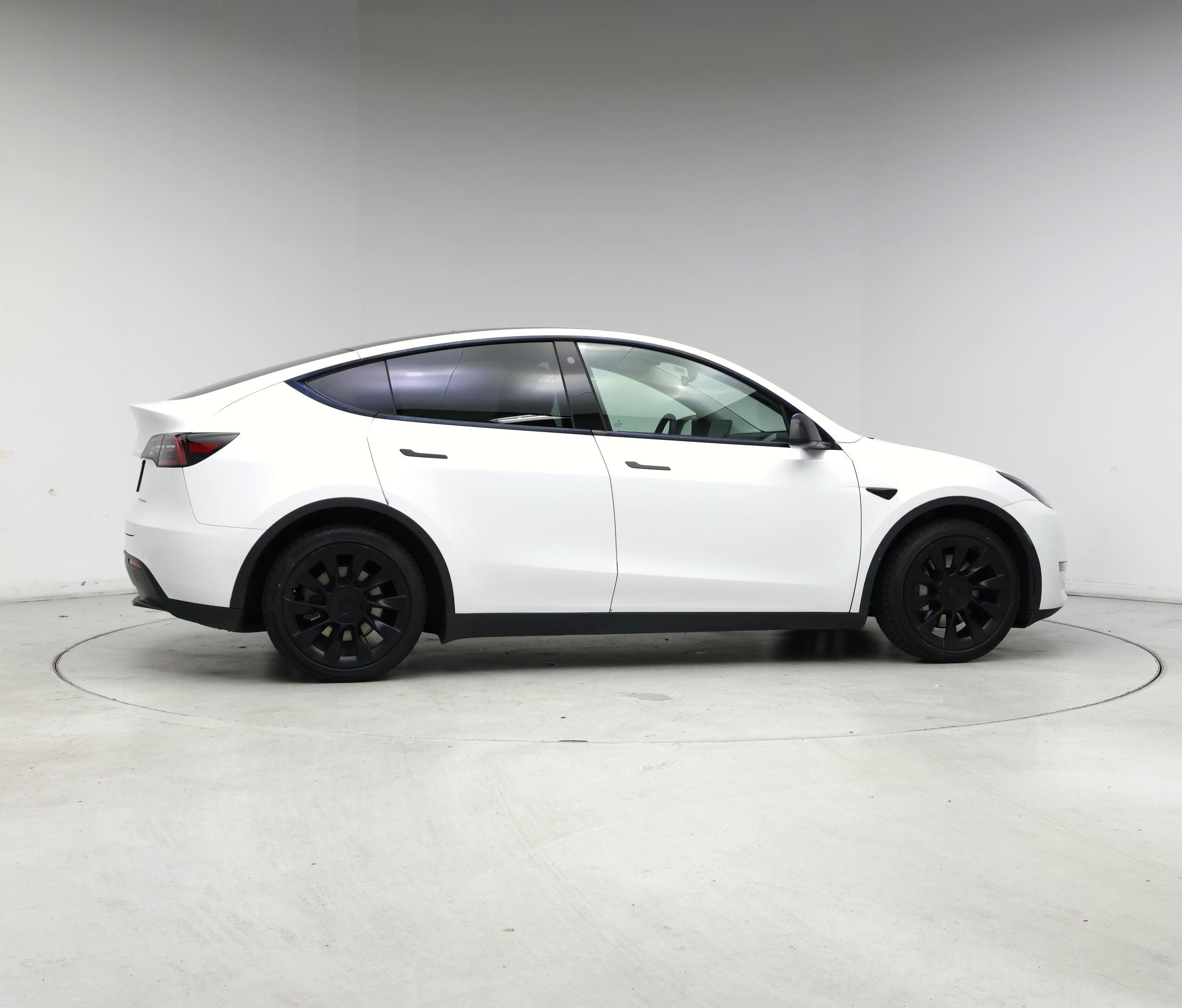 Thumbnail: 2021 Tesla Model Y - 7