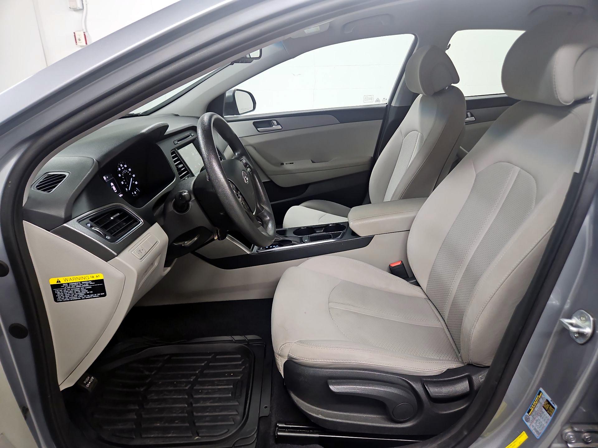 Thumbnail: 2016 Hyundai Sonata - 11