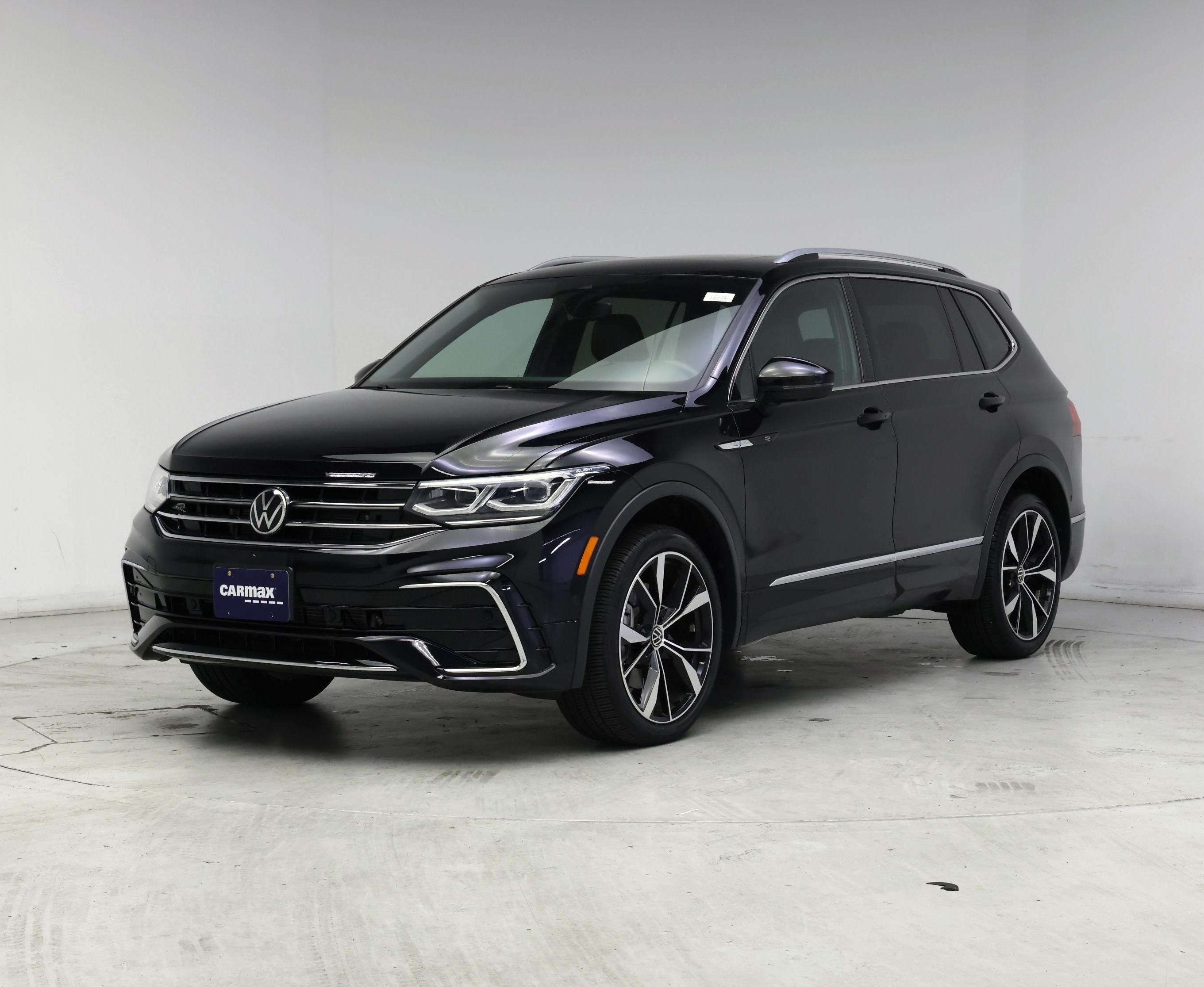 Thumbnail: 2022 Volkswagen Tiguan - 4