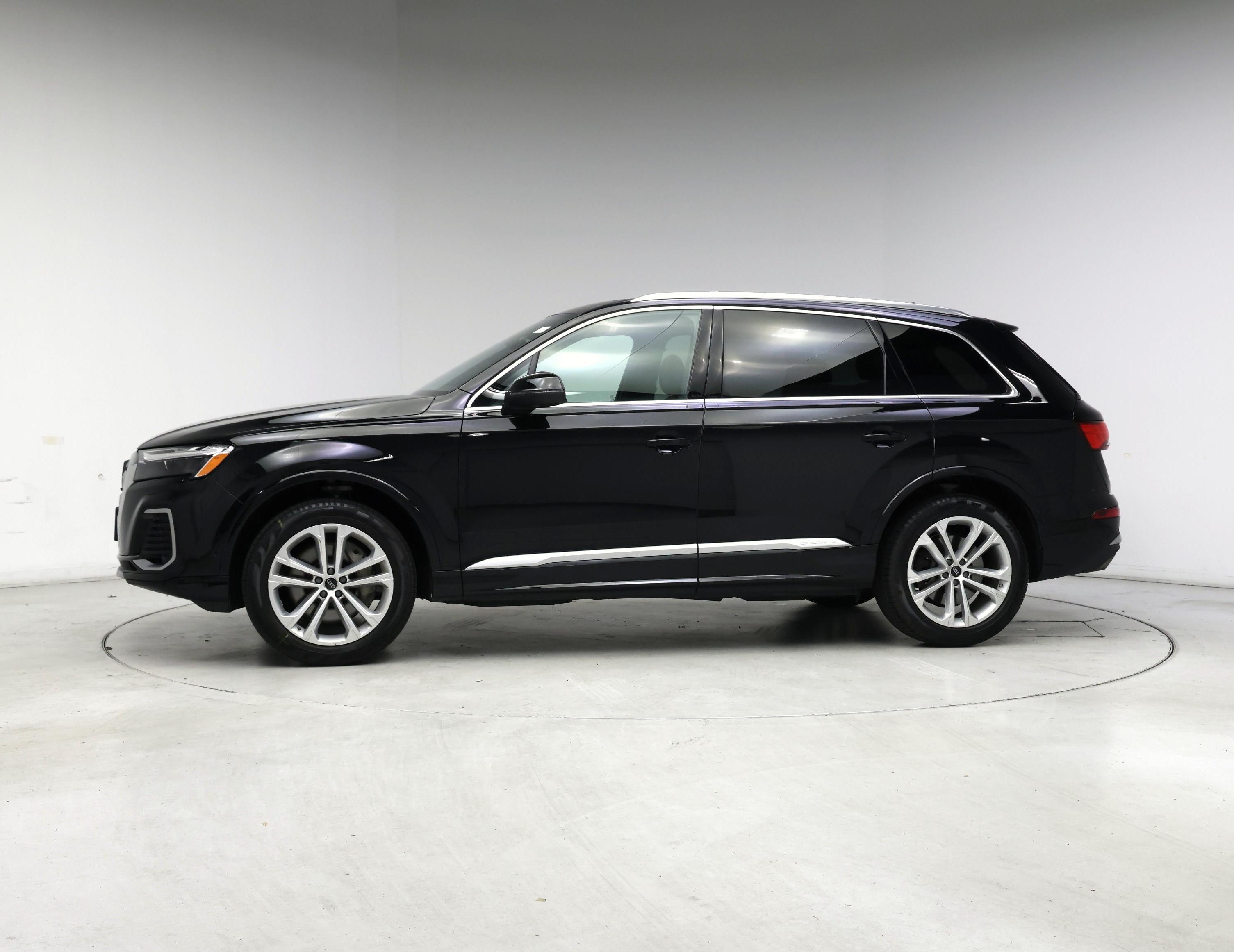 Thumbnail: 2025 Audi Q7 - 3