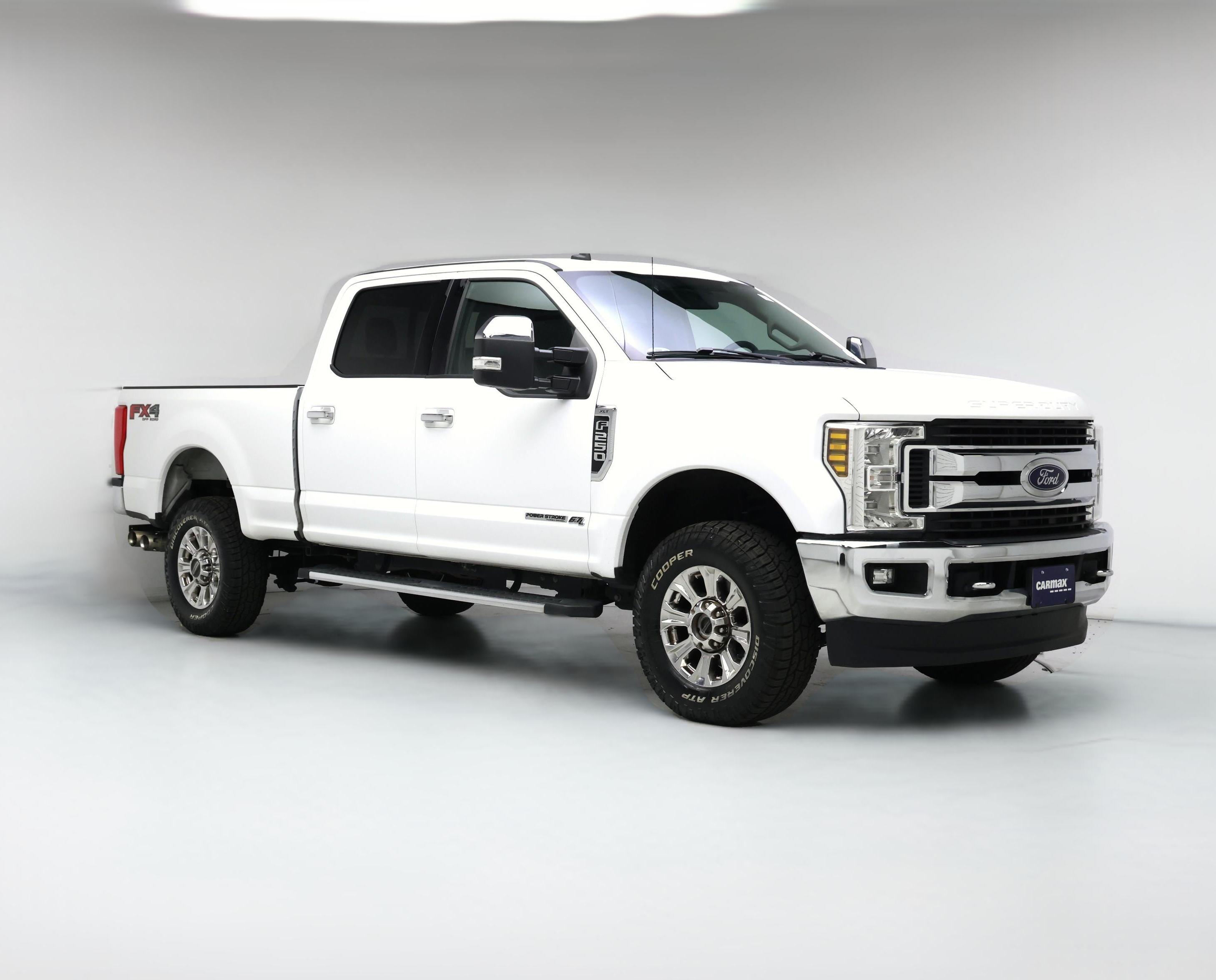 Thumbnail: 2019 Ford F-250 - 1