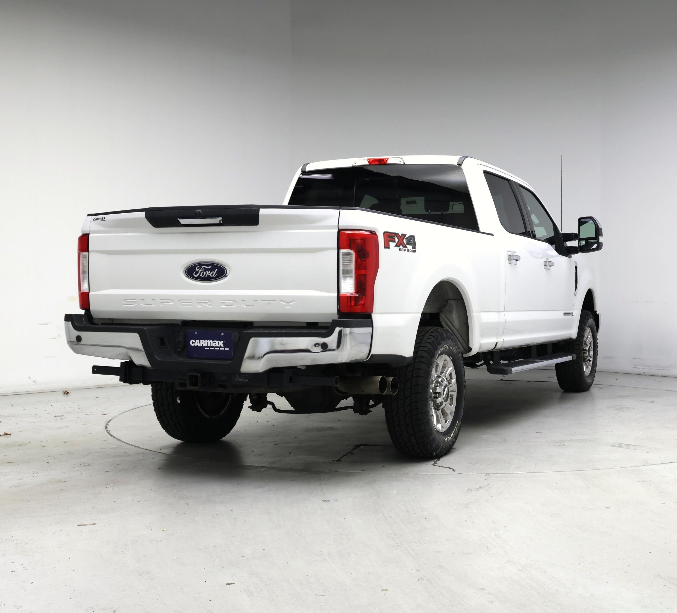 Thumbnail: 2019 Ford F-250 - 8