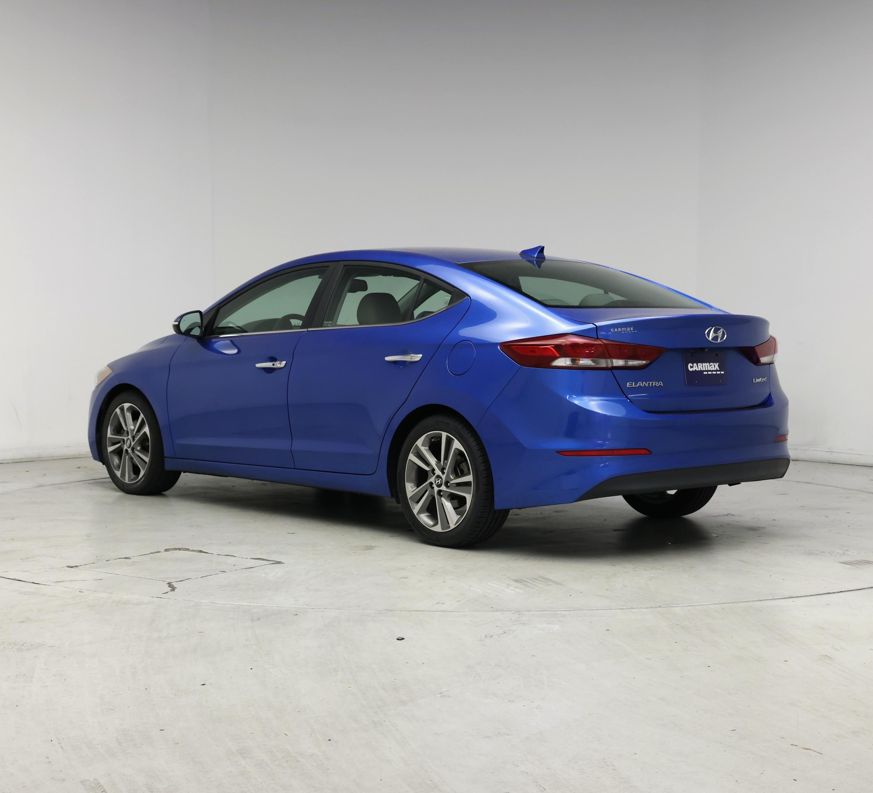 Thumbnail: 2017 Hyundai Elantra - 2
