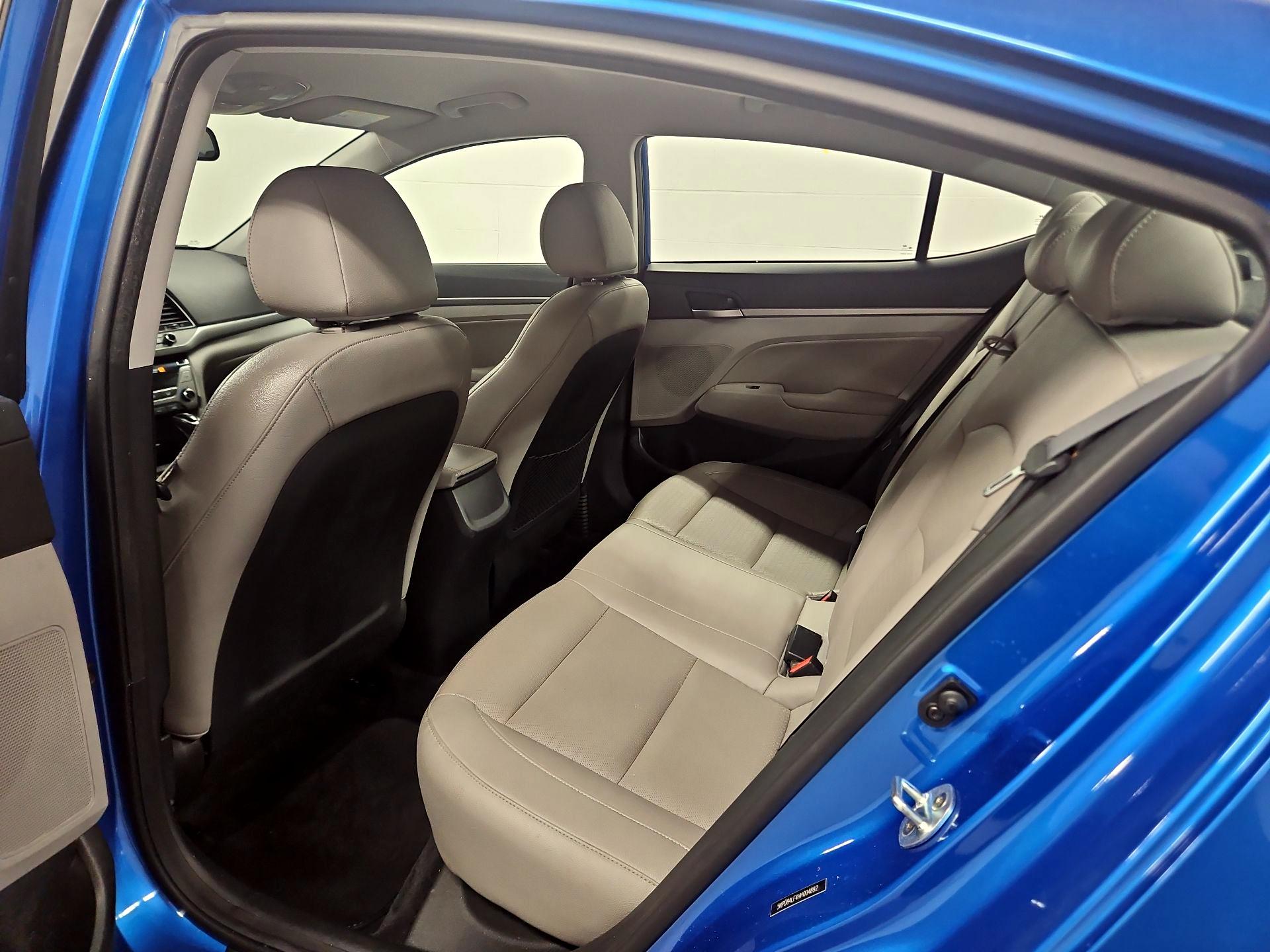 Thumbnail: 2017 Hyundai Elantra - 19