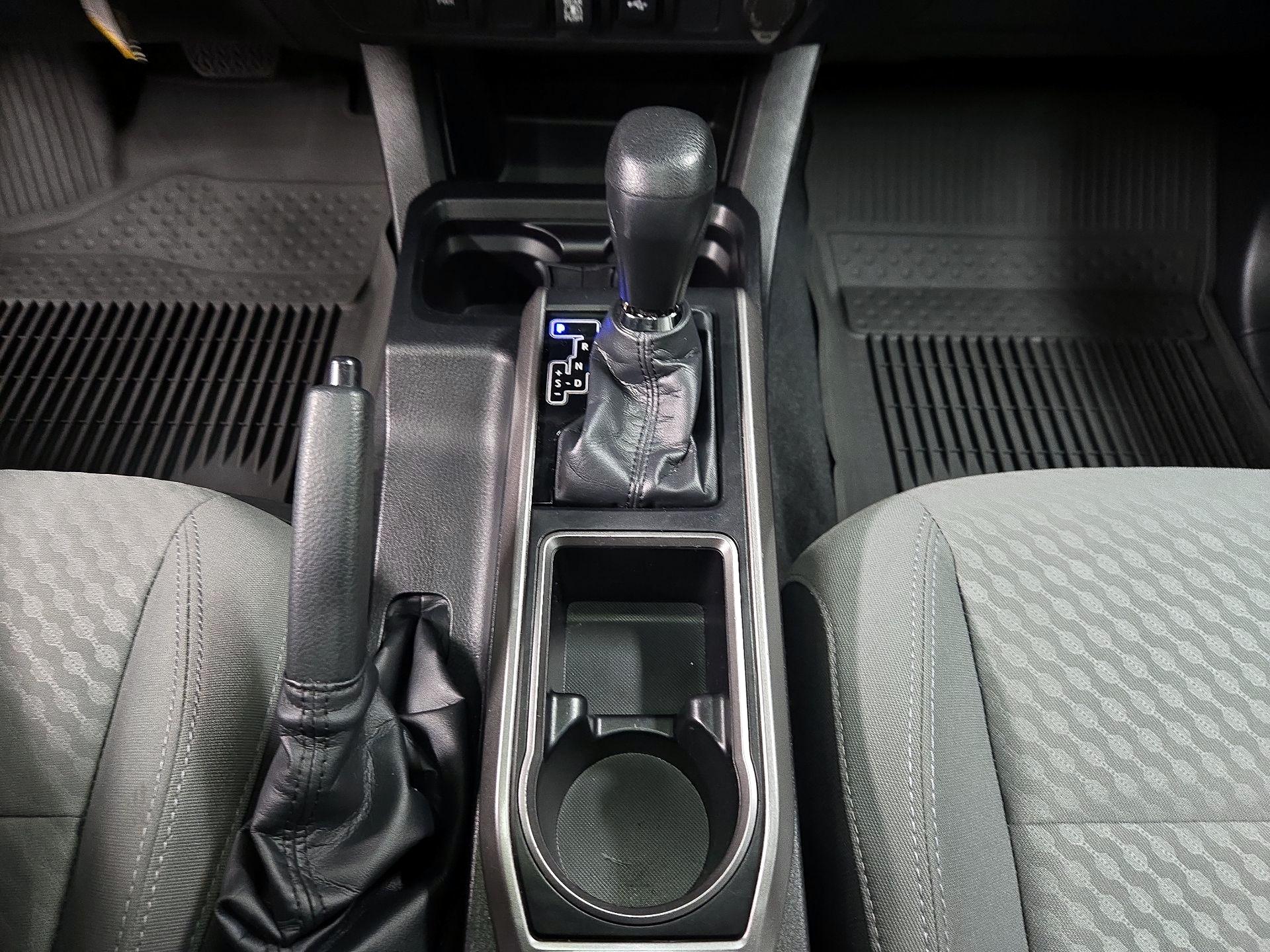 Thumbnail: 2022 Toyota Tacoma - 17