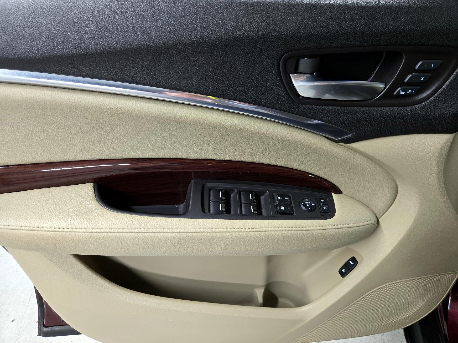 Thumbnail: 2016 Acura MDX - 12