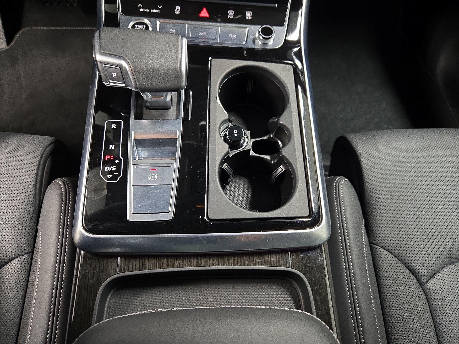 Thumbnail: 2025 Audi Q7 - 18