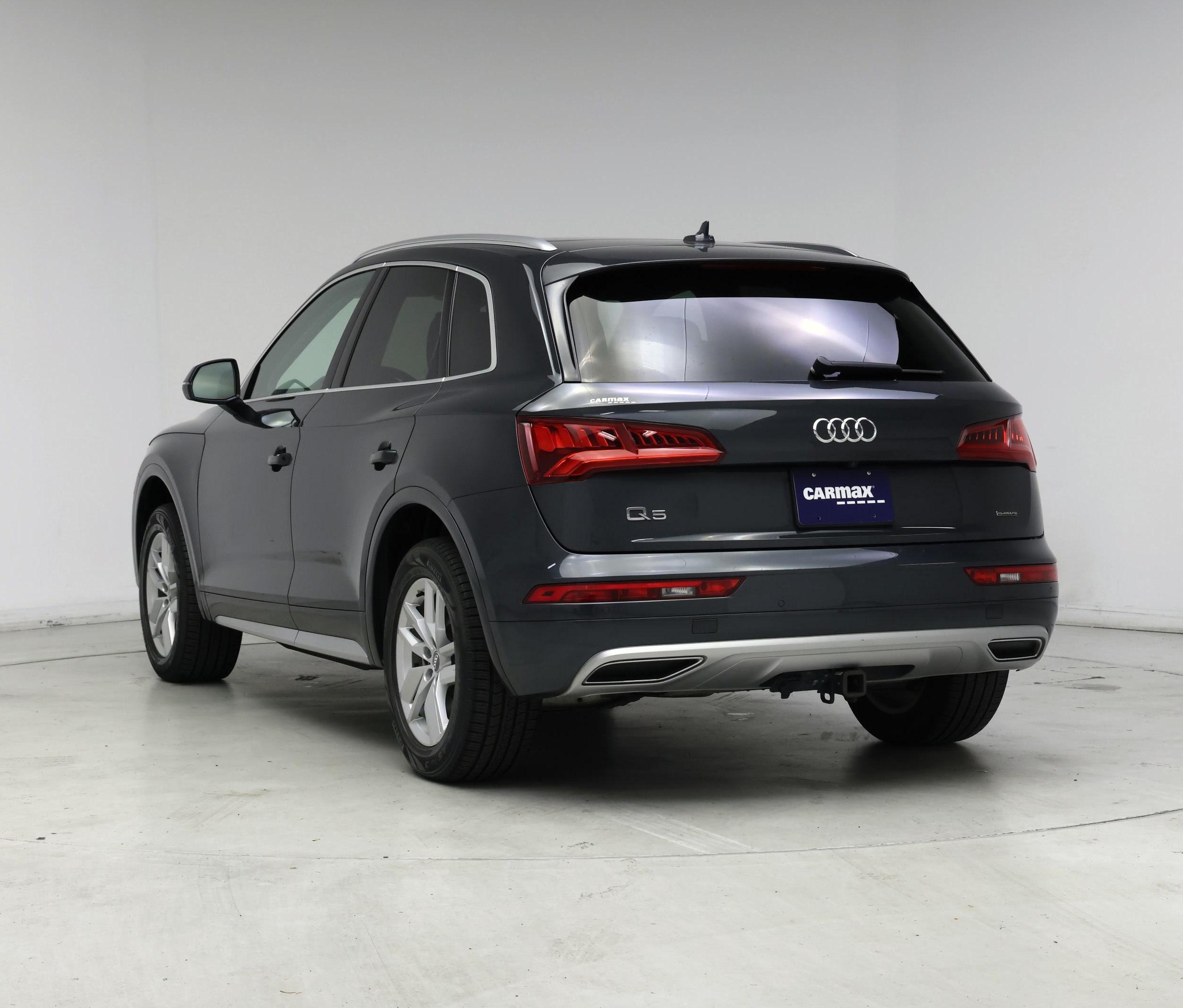 Thumbnail: 2020 Audi Q5 - 4