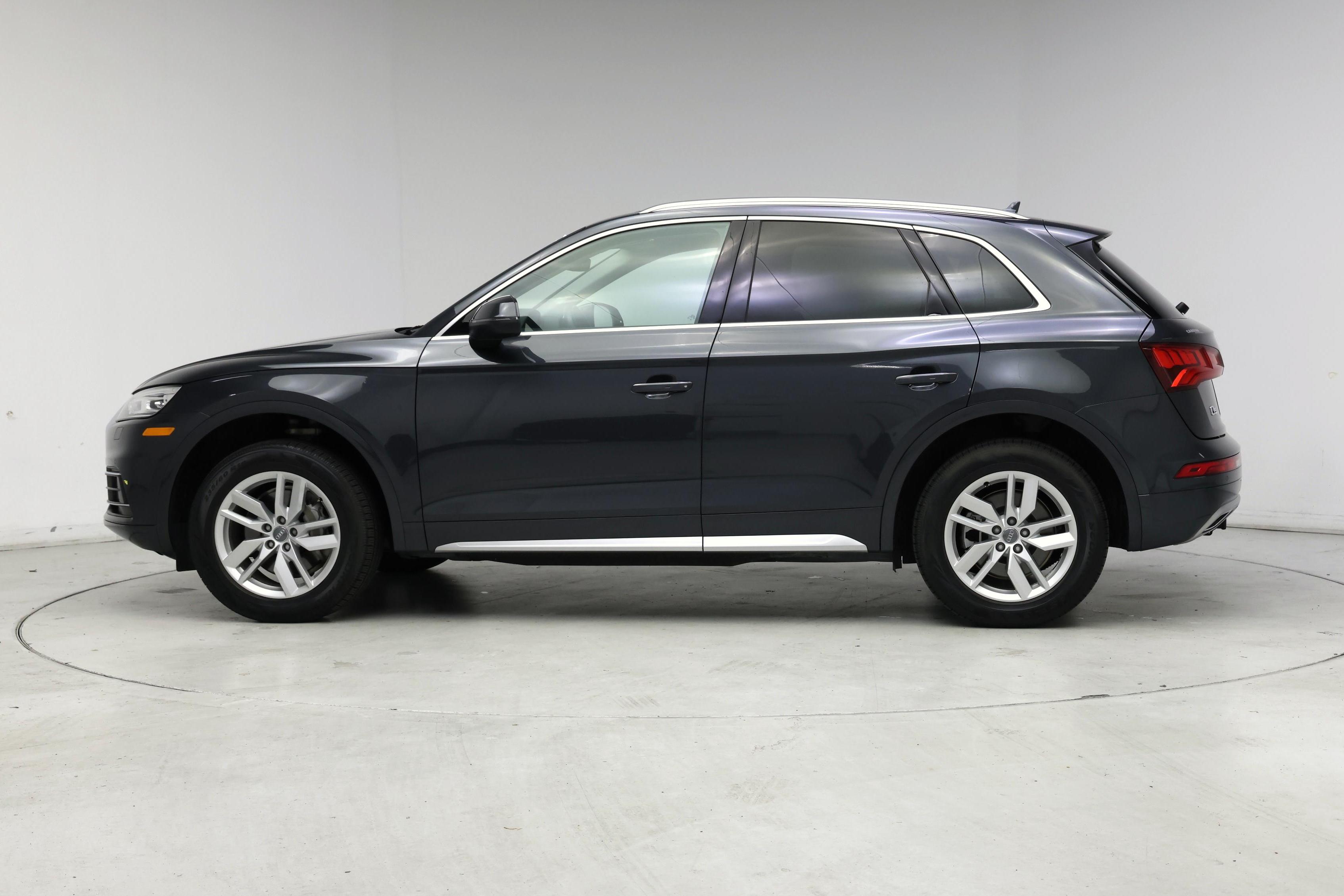Thumbnail: 2020 Audi Q5 - 7