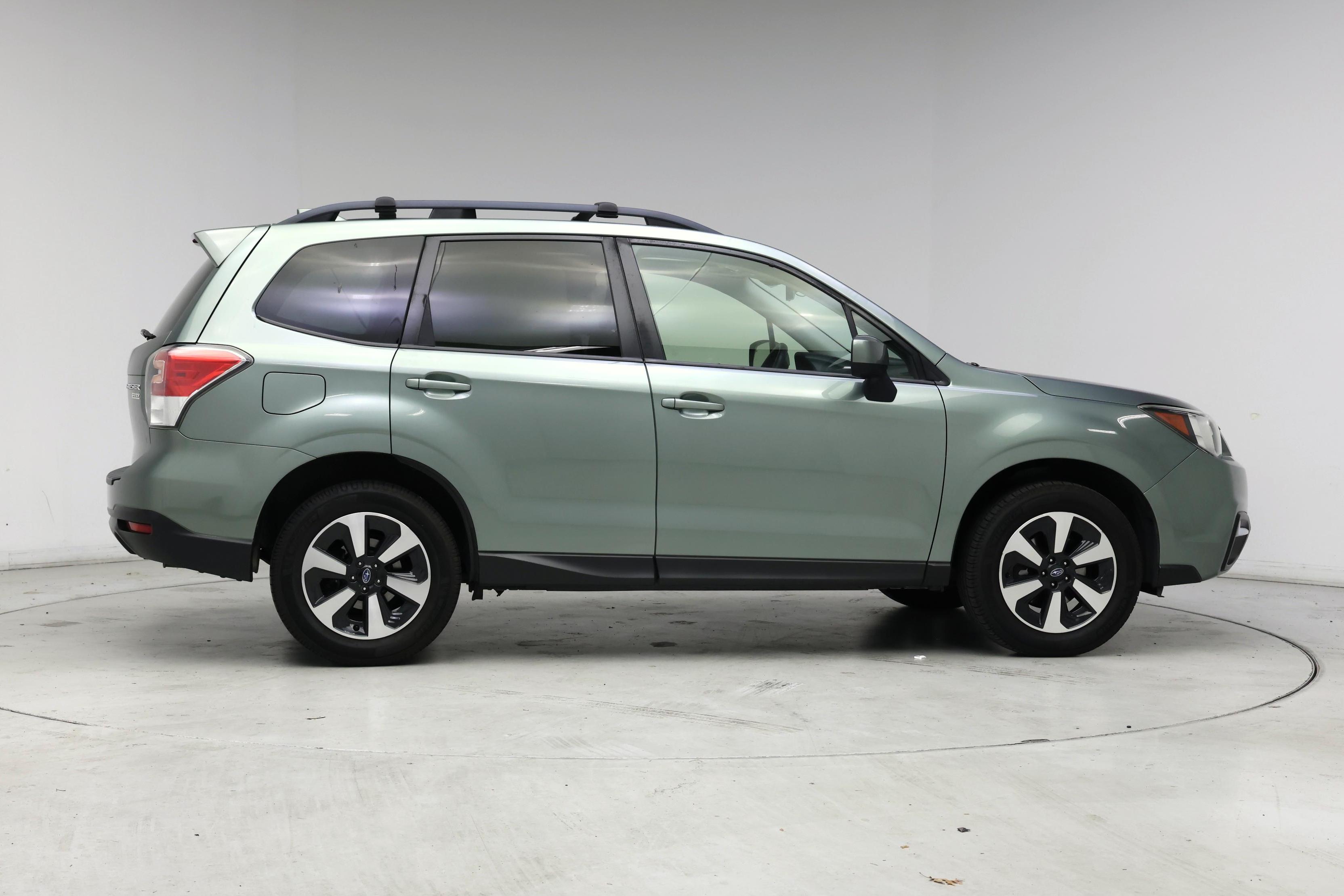 Thumbnail: 2017 Subaru Forester - 7