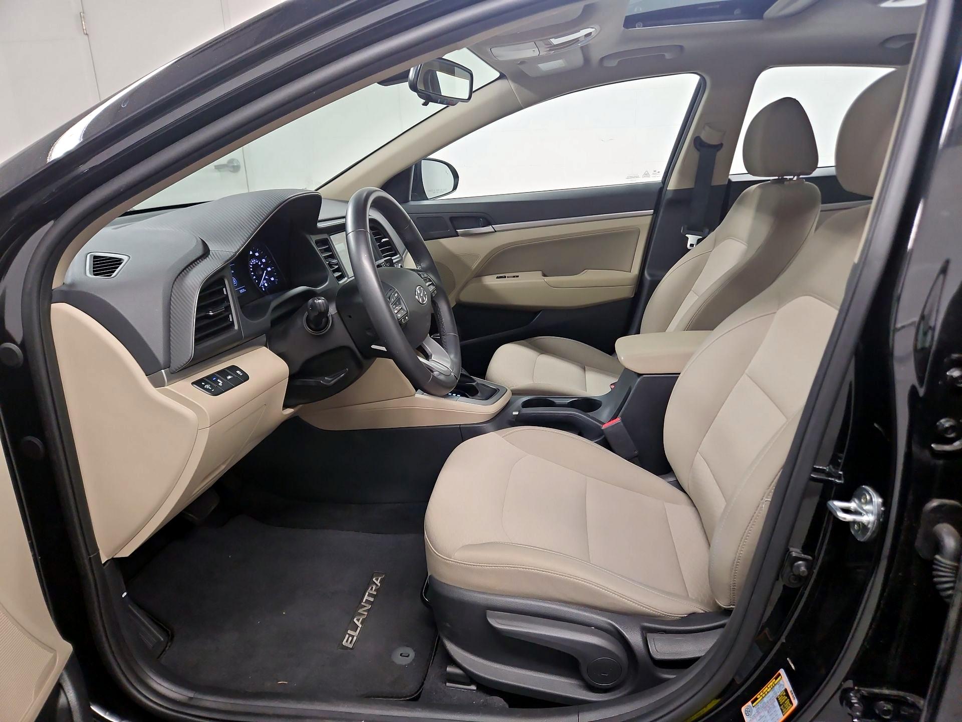 Thumbnail: 2020 Hyundai Elantra - 11
