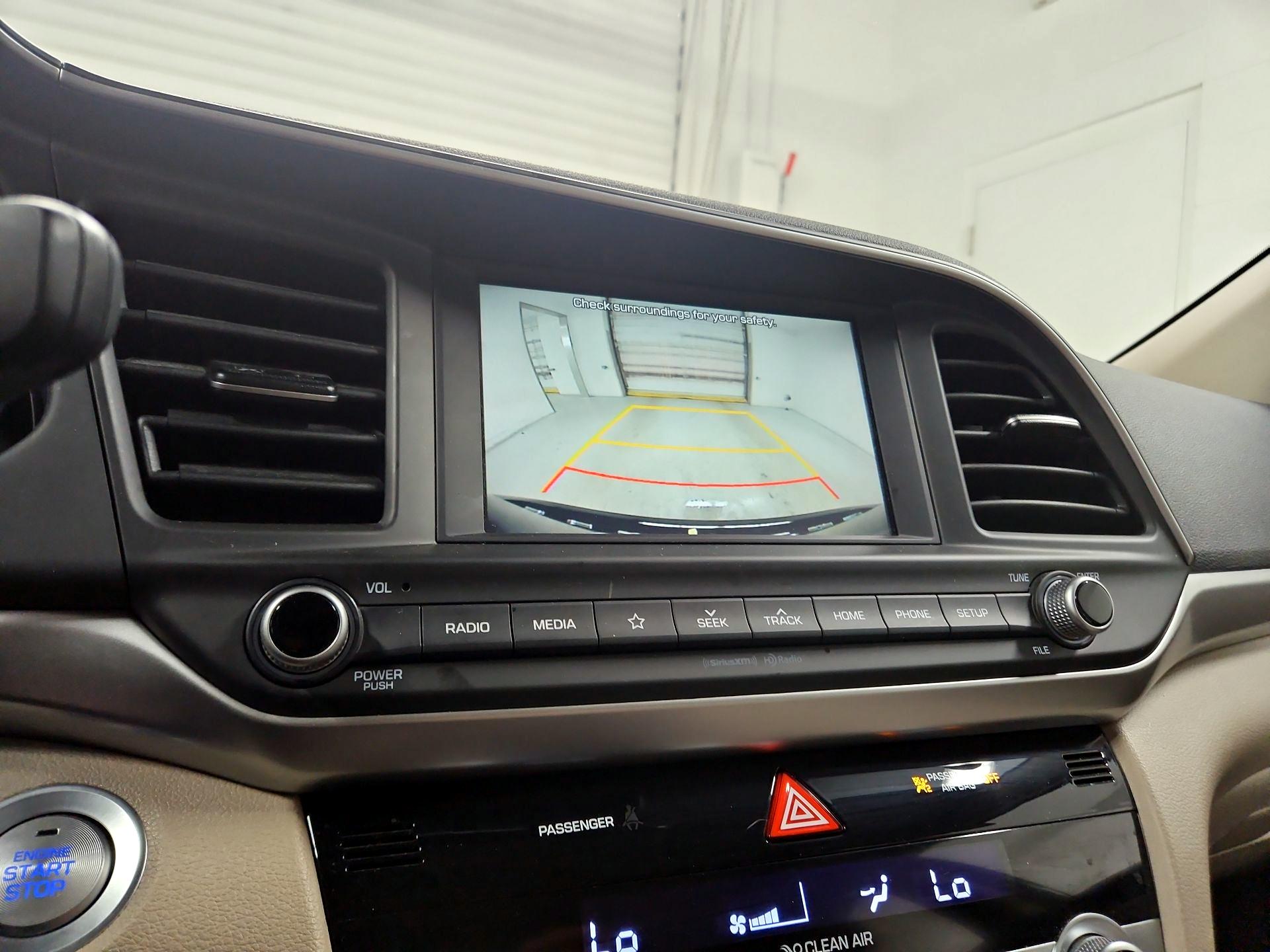 Thumbnail: 2020 Hyundai Elantra - 14