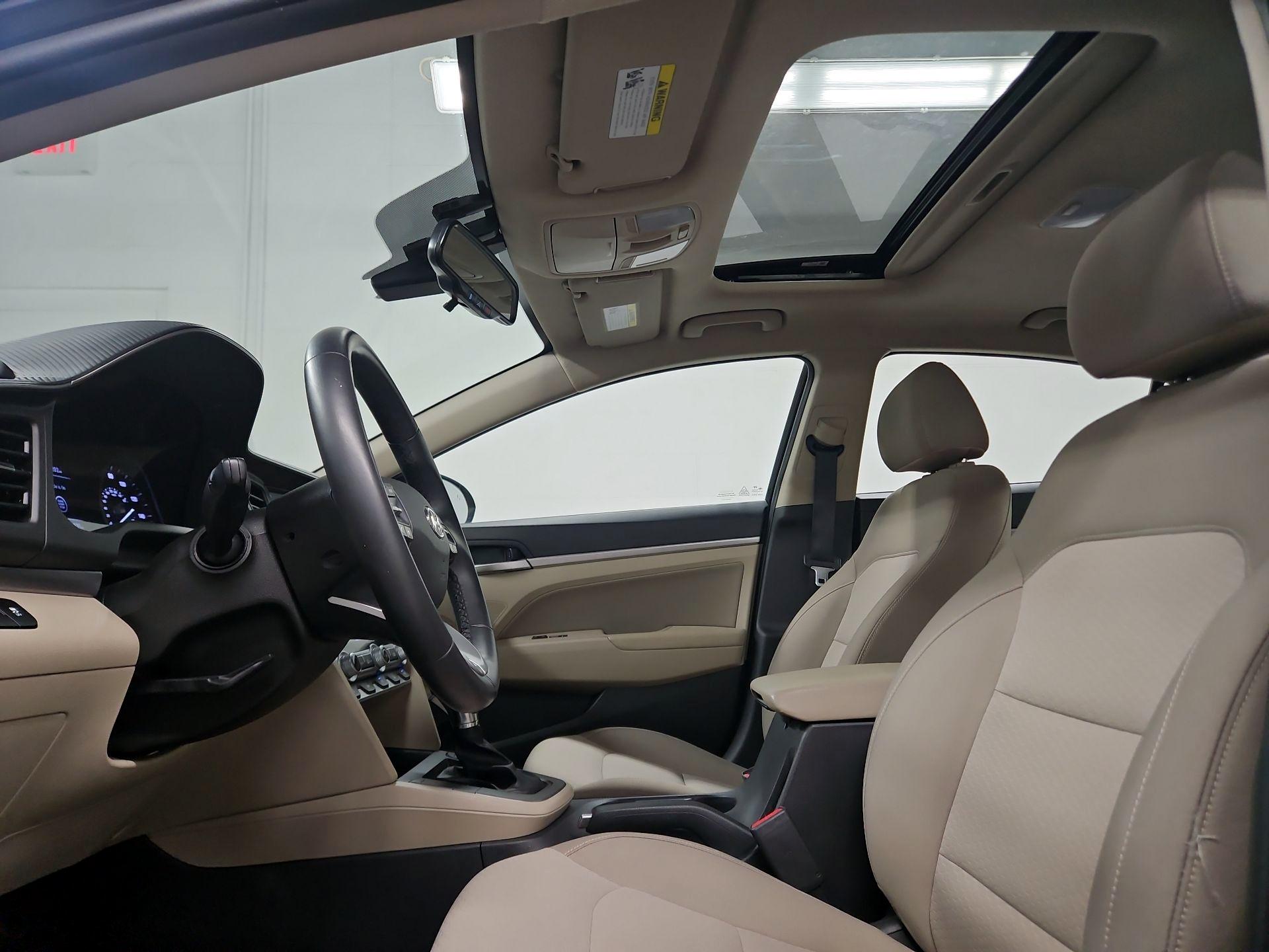 Thumbnail: 2020 Hyundai Elantra - 19