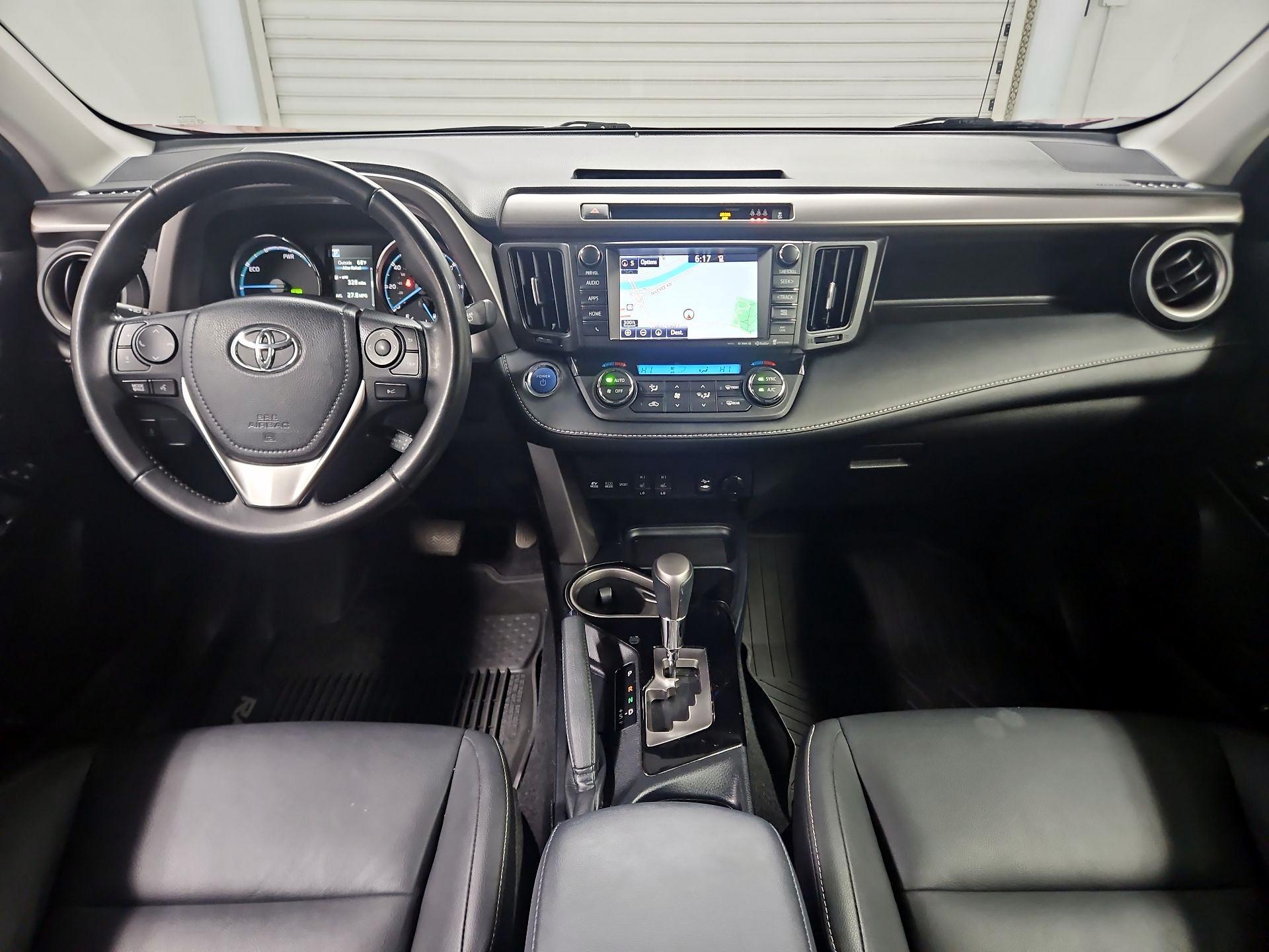 Thumbnail: 2018 Toyota RAV4 - 9