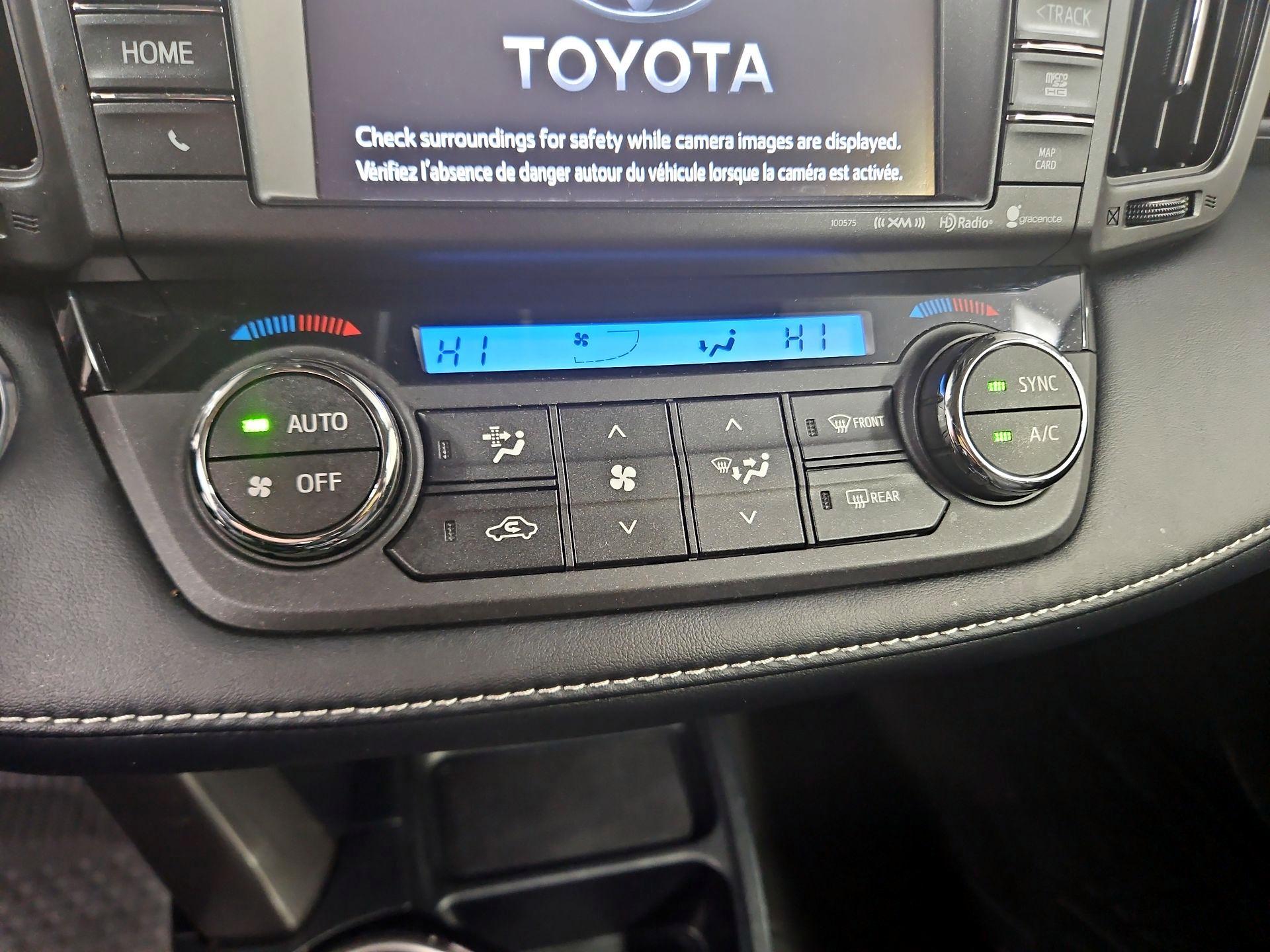 Thumbnail: 2018 Toyota RAV4 - 17