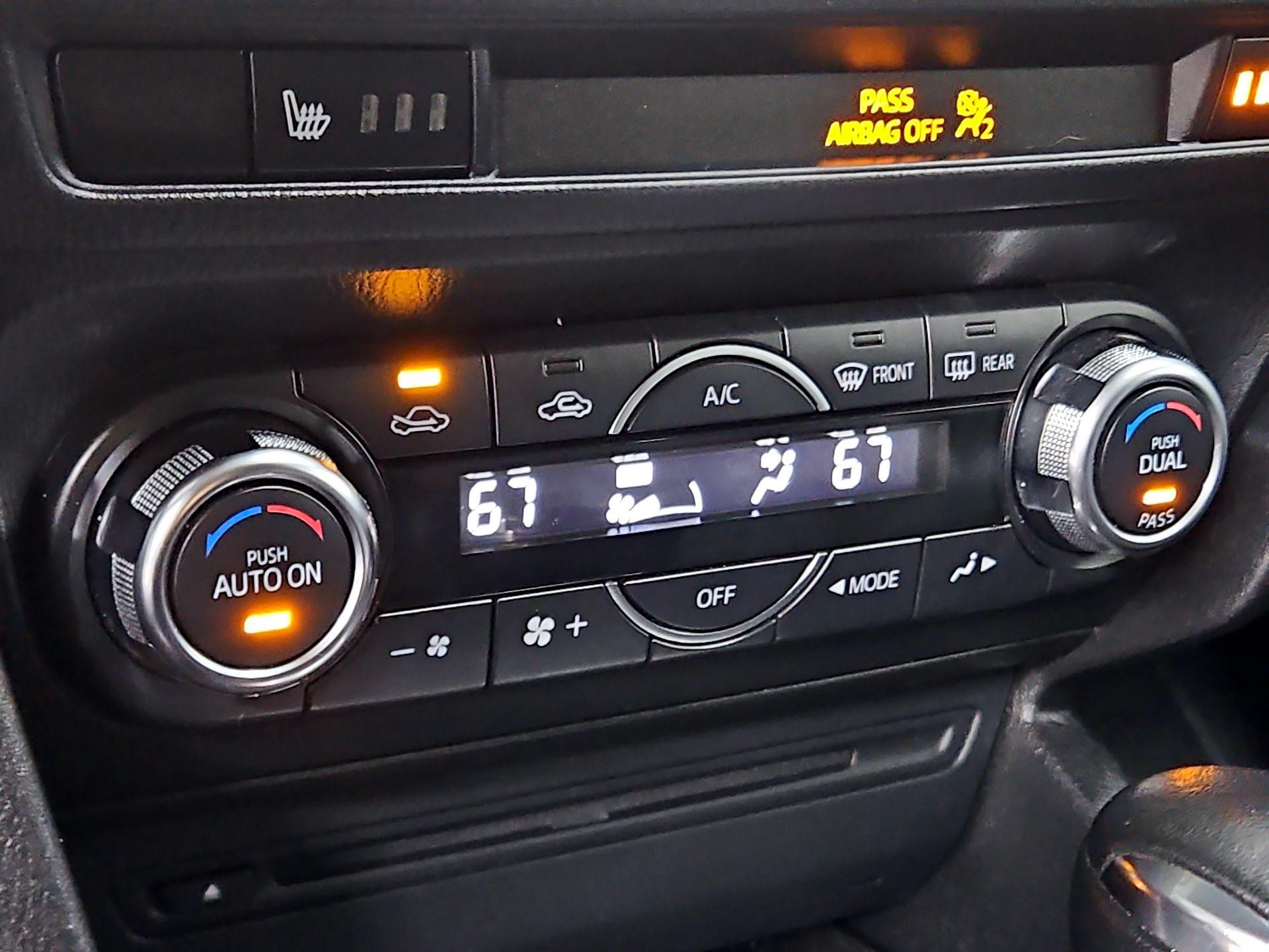 Thumbnail: 2014 Mazda Mazda3 - 17
