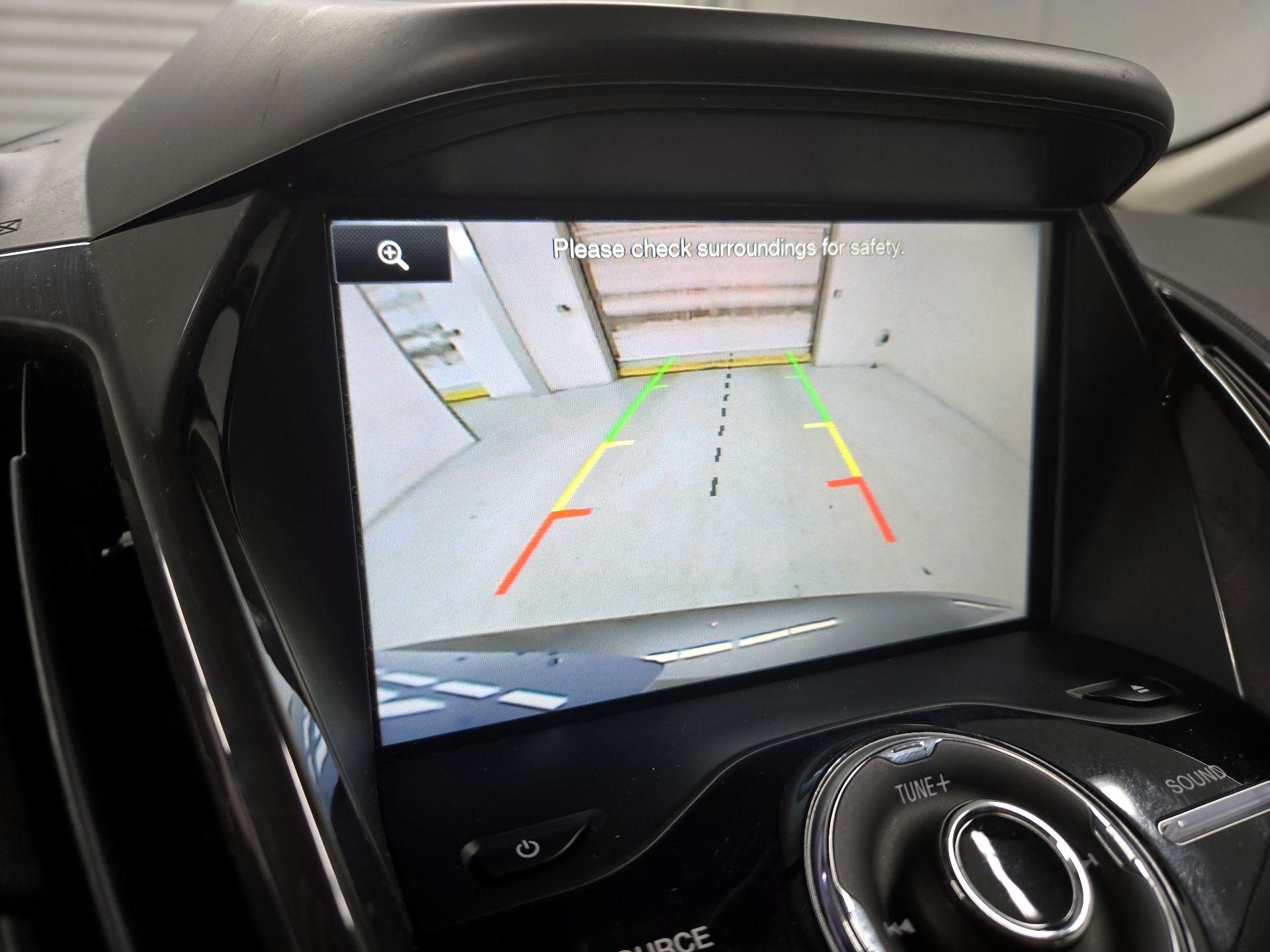 Thumbnail: 2015 Ford C-Max - 15