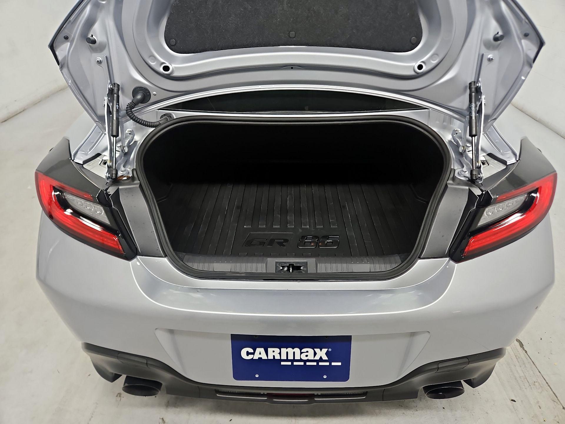 Thumbnail: 2025 Toyota GR86 - 19