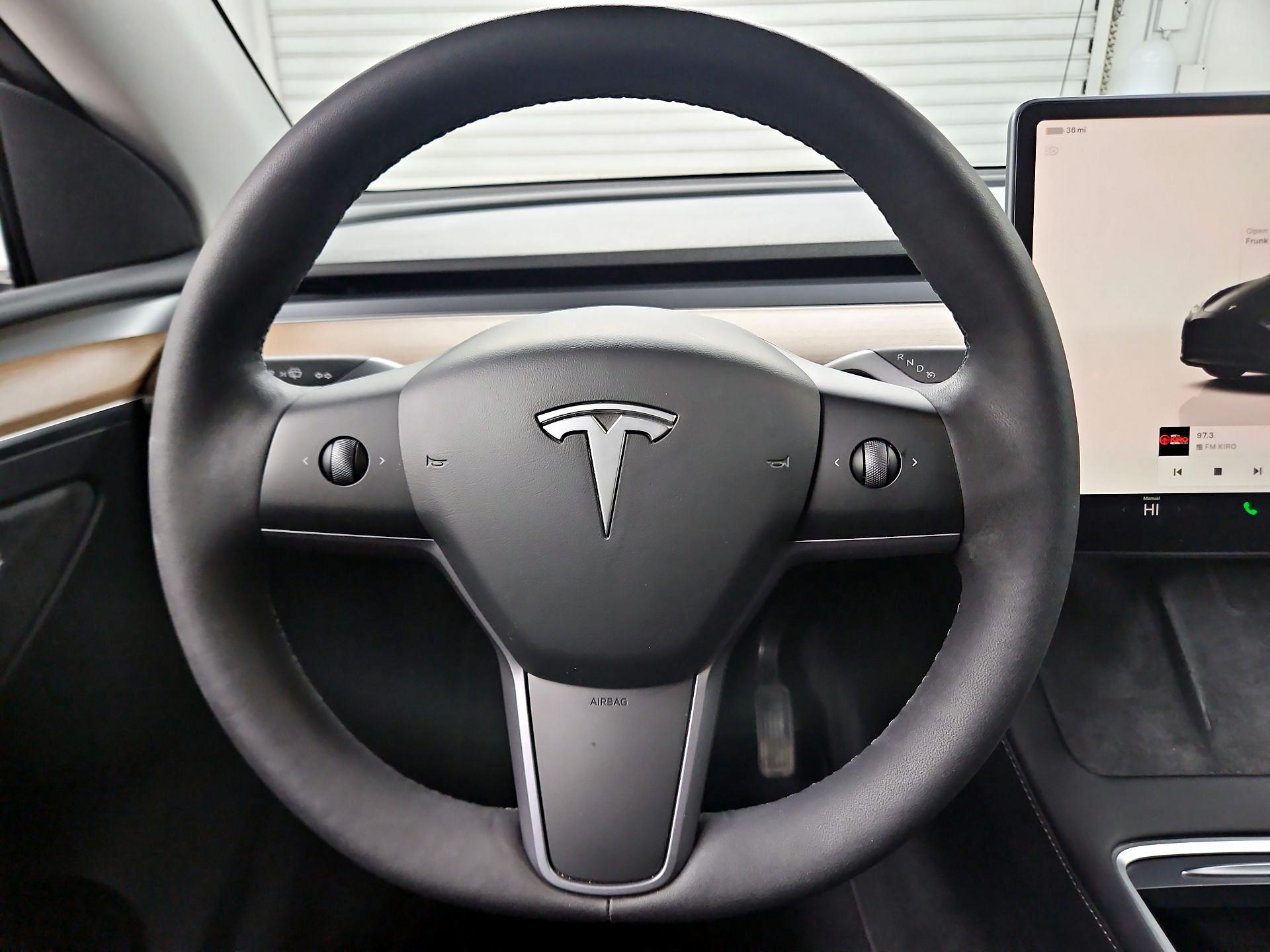 Thumbnail: 2023 Tesla Model Y - 10